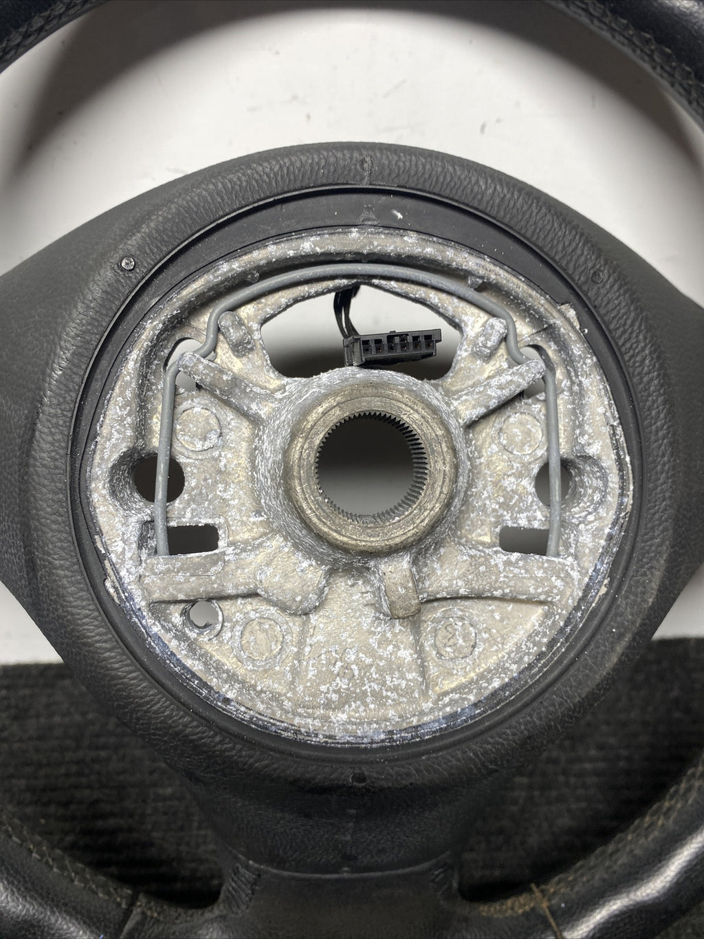 ☑️ 2011-2013 BMW 335d E90 Steering Wheel OEM