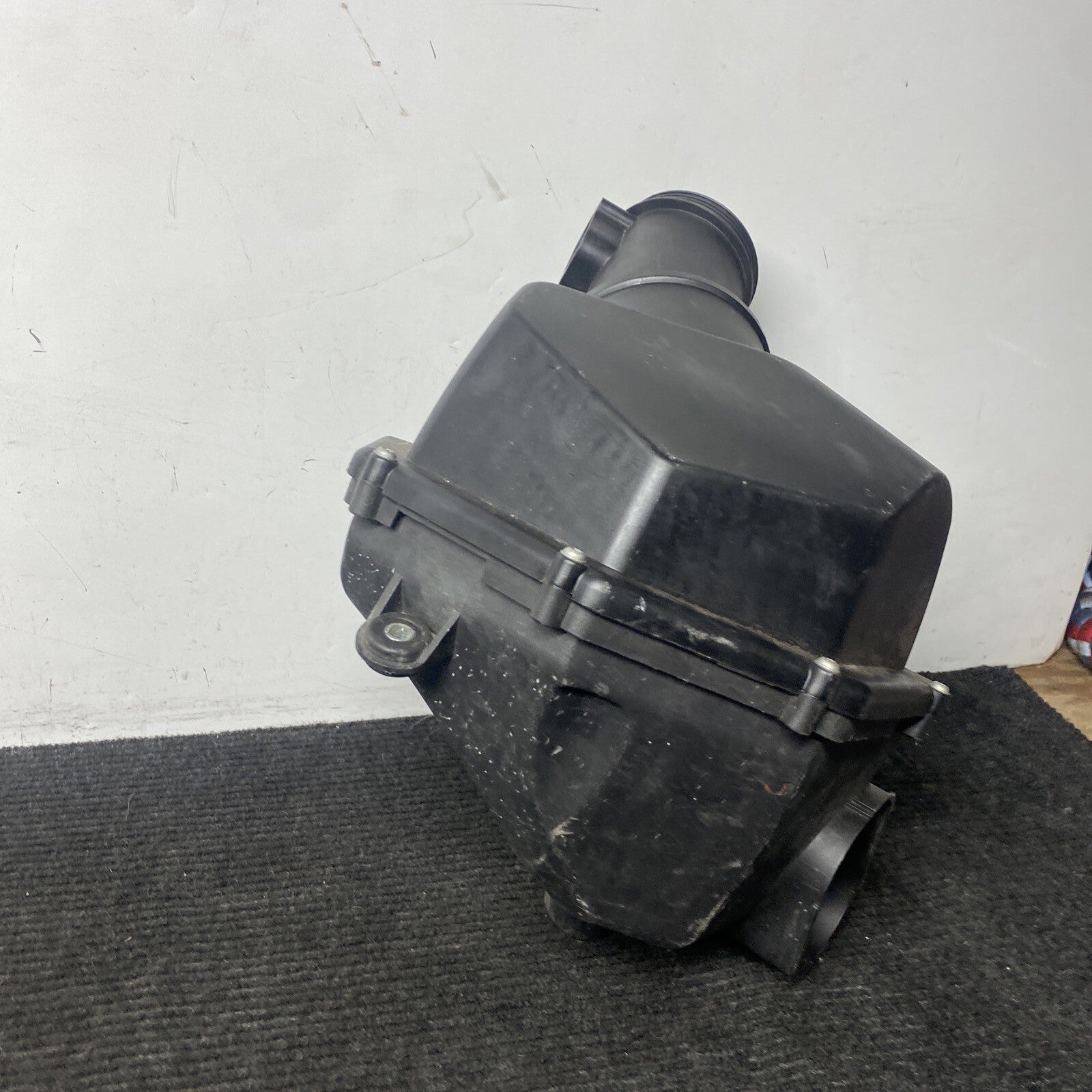 ☑️ OEM BMW M6 F06 F12 F13 M5 F10 S63 Right Side Airbox Air Filter Cleaner Intake