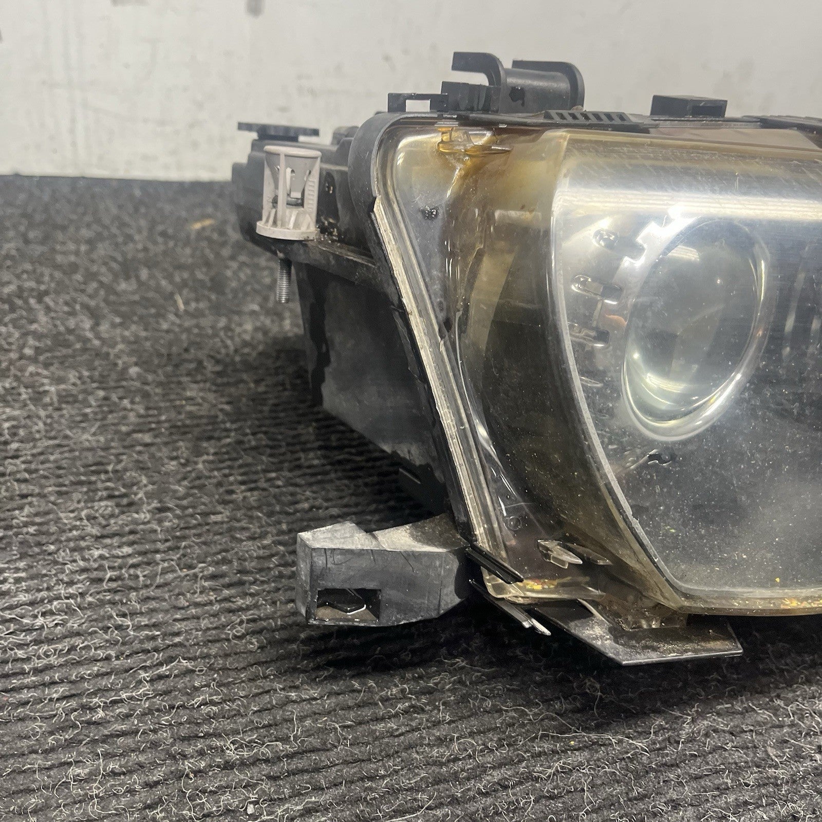 ☑️ BMW 325i 330i SEDAN 2002 2003 2004 2005 RH PASSENGER XENON HID HEADLIGHT OEM