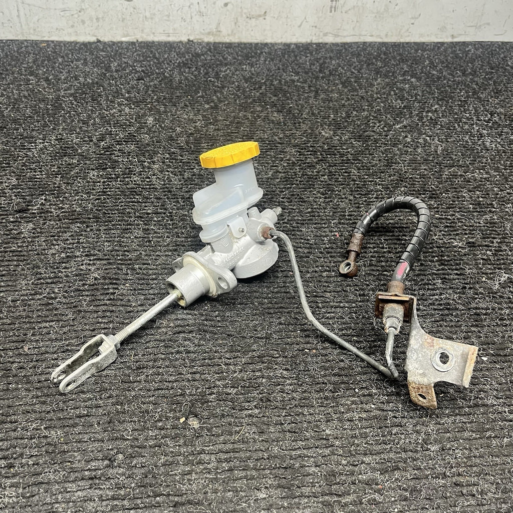 ☑️ 2008-2014 Subaru Impreza WRX STI Clutch Master Cylinder Reservoir 08-14