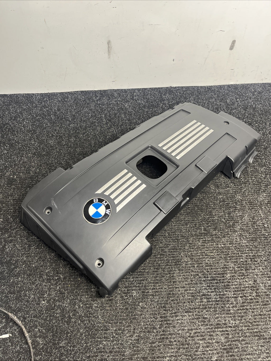 ☑️ OEM BMW E88 E90 E92 E93 Engine Cover N54 Head Cylinder Ignition Coil Covering