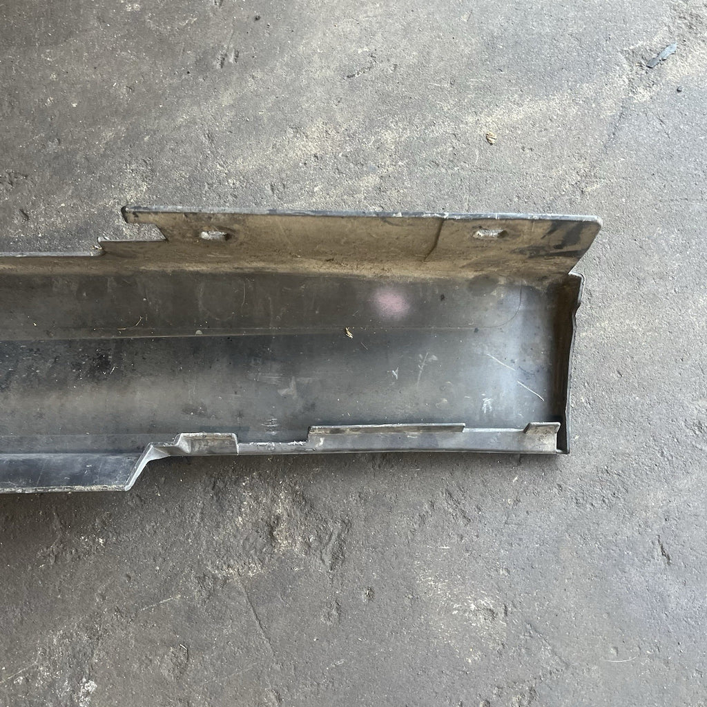 ☑️ 07-13 OEM BMW E92 E93 M3 Right Passenger Side Skirt Rocker Panel Space Gray