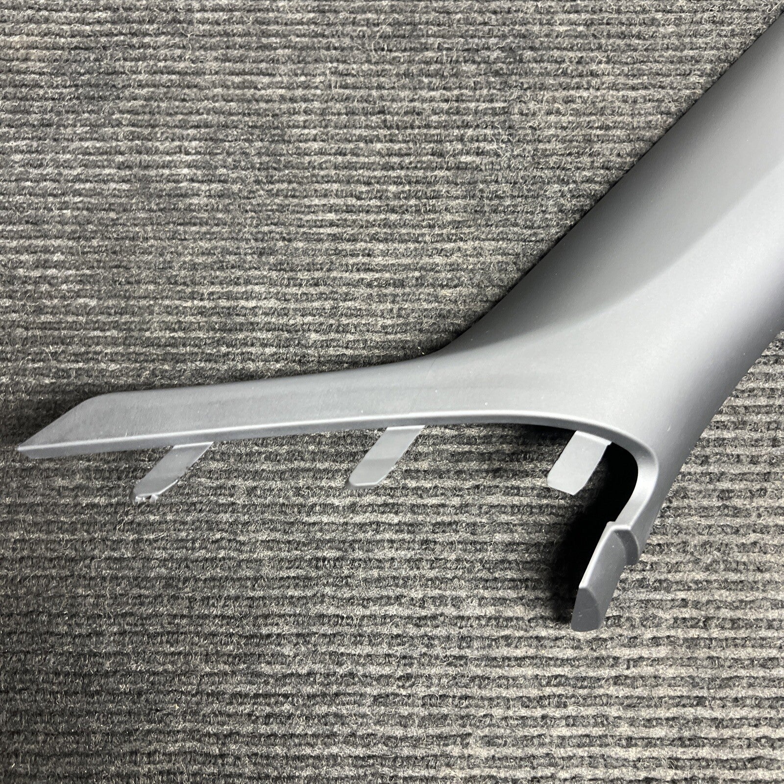 ☑️09-16 BMW Z4 E89 Front Right Passenger Side A Pillar Column Cover 9128410 OEM
