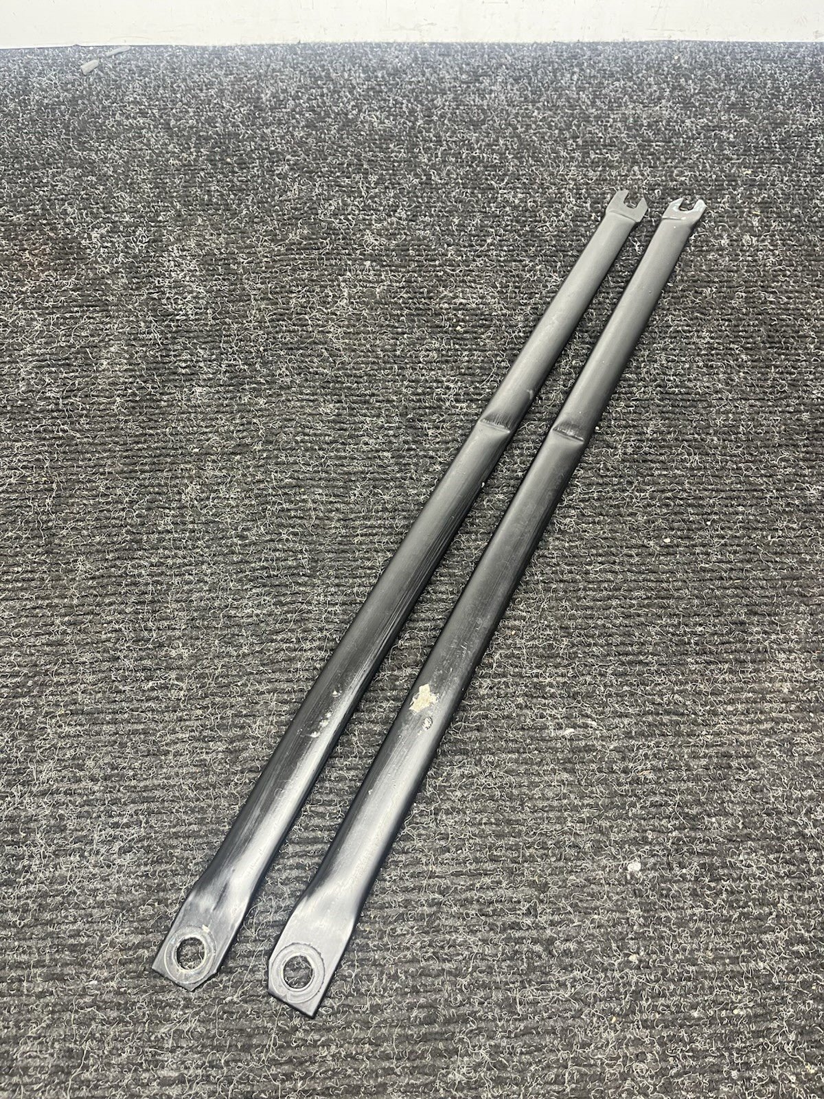 ☑️ BMW E90 E92 3 Series Hood Frame Support Strut Brace Pair Left & Right Set OEM