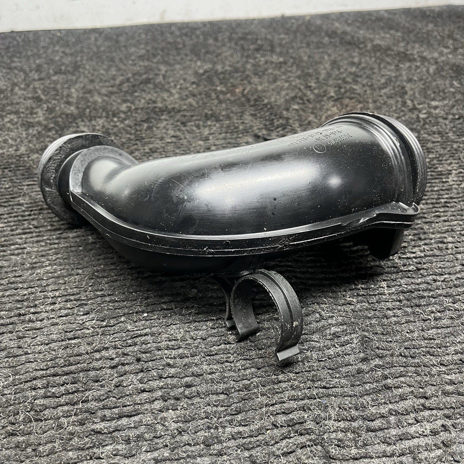 ☑️ 07-13 BMW E90 E92 335i Engine Air Intake Duct Hose Tube Pipe 13717599290 OEM