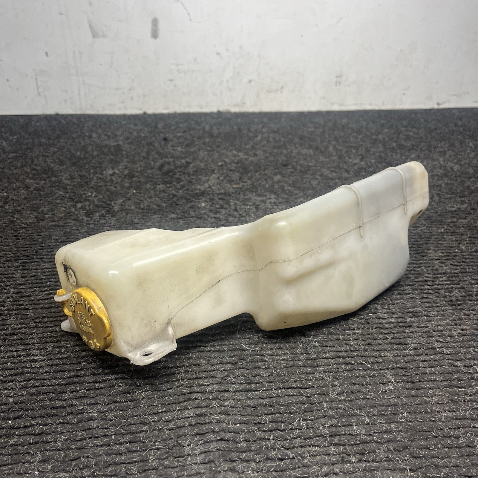 ☑️ 2008-2016 Subaru Impreza Radiator Coolant Reservoir Bottle 45153AG001 OEM