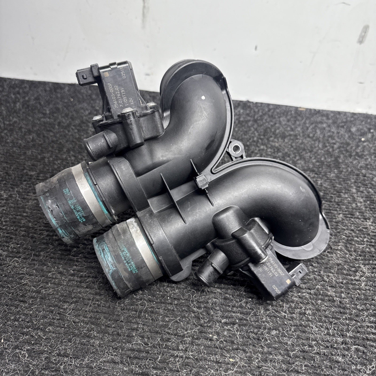 ☑️ OEM 2008 - 2014 BMW E70 E71 X5M X6M AIR INTAKE MANIFOLD TUBE CHARGE PIPE