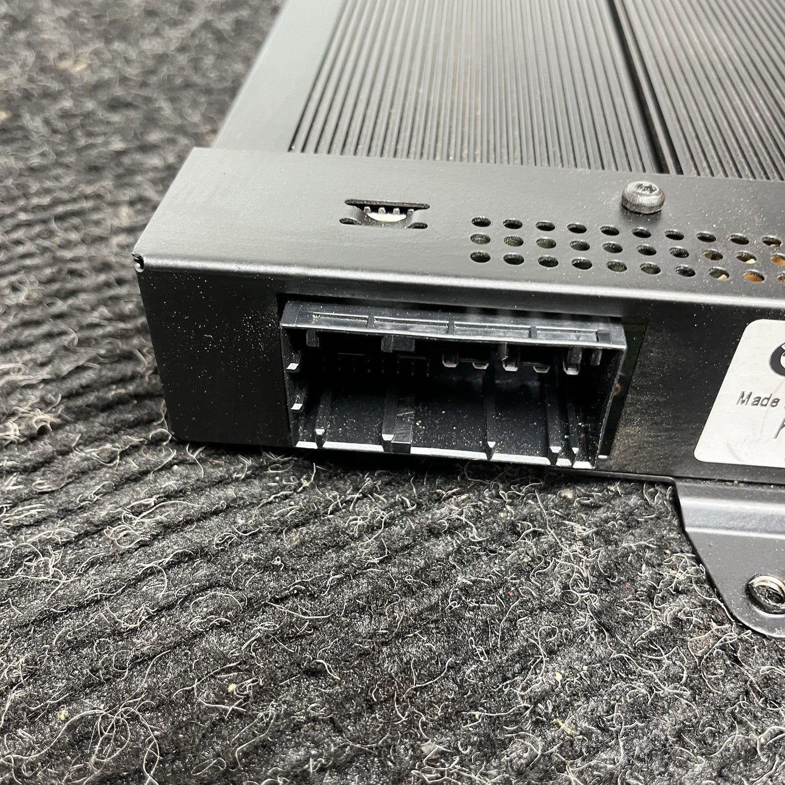 ☑️ 01-06 BMW E46 325Ci 330Ci SEDAN HARMAN KARDON AUDIO AMPLIFIER AMP 6920996 OEM