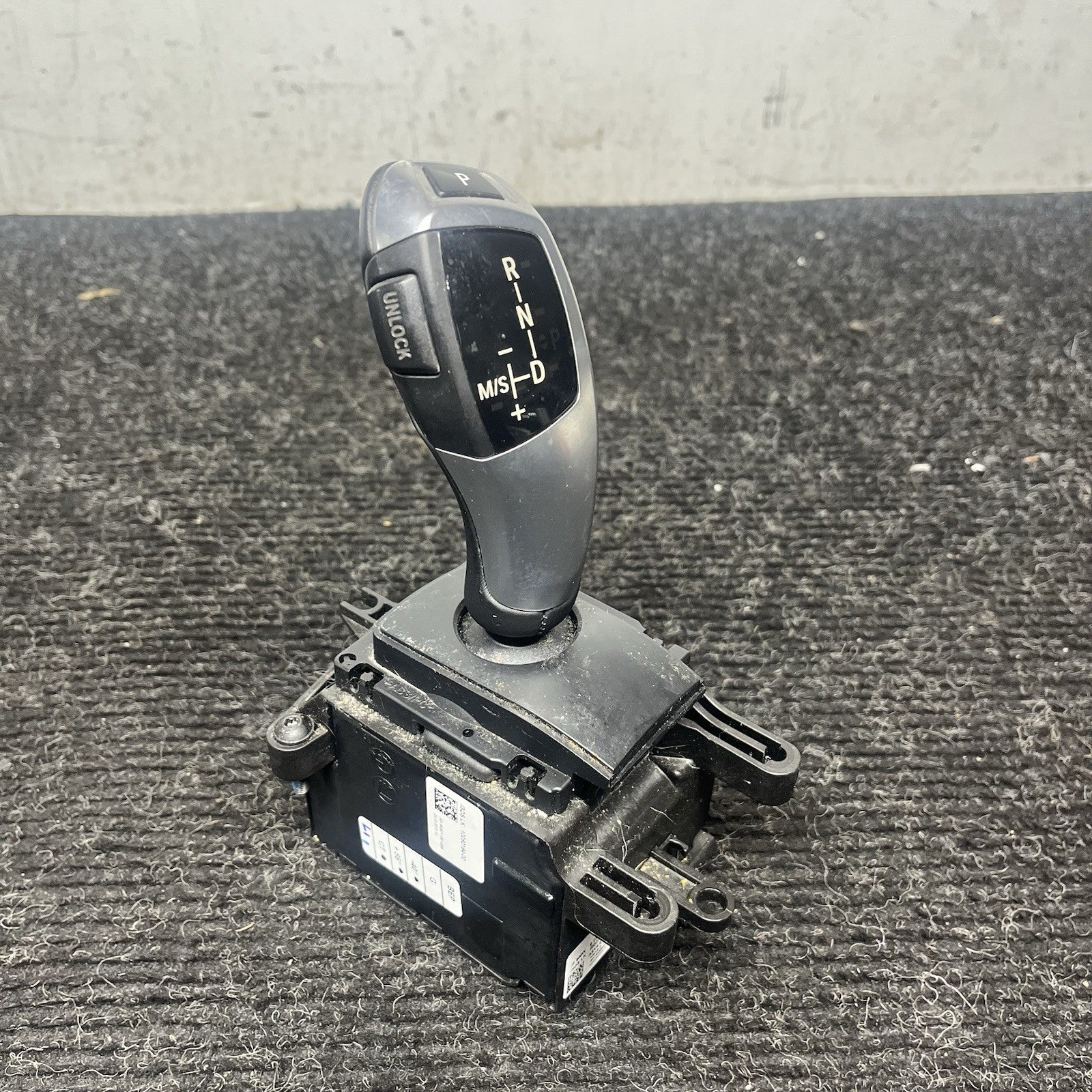 ☑️ 2011 BMW X3 Automatic Gear Shifter Lever Assembly OEM 9253077