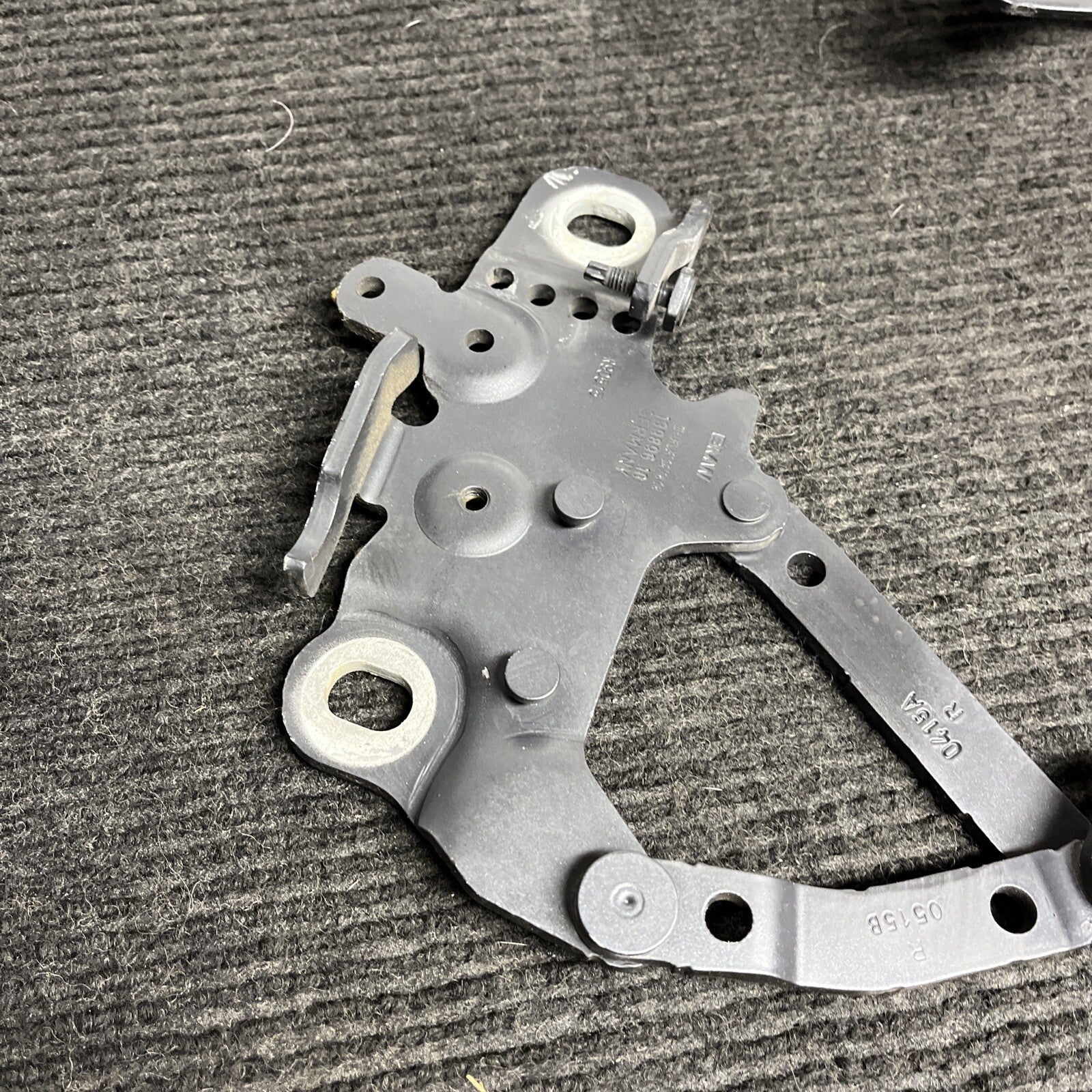 ☑️ BMW F22 F30 F32 F80 F82 OEM FRONT LEFT RIGHT HOOD BONNET LID HINGES