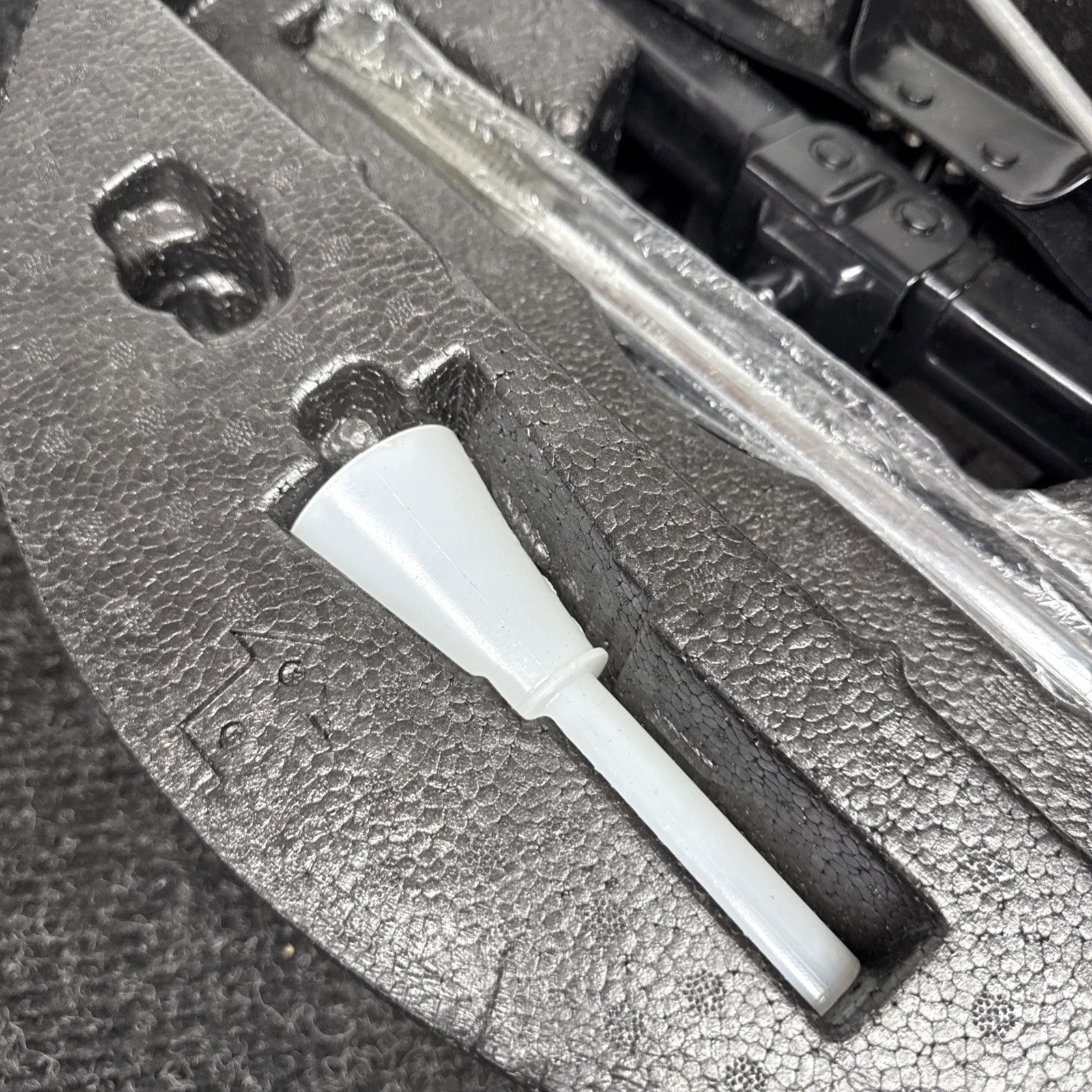 ☑️14-24 Maserati Quattroporte M156 Ghibli Emergency Spare Tire Jack Tool Kit OEM