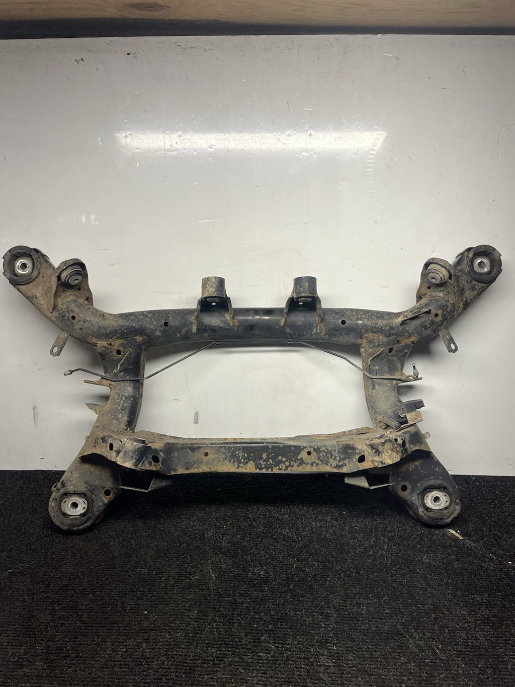 ☑️ 03-13 BMW E90 E92 E93 335I Rear Axle Subframe Crossmember Cradle Carrier OEM
