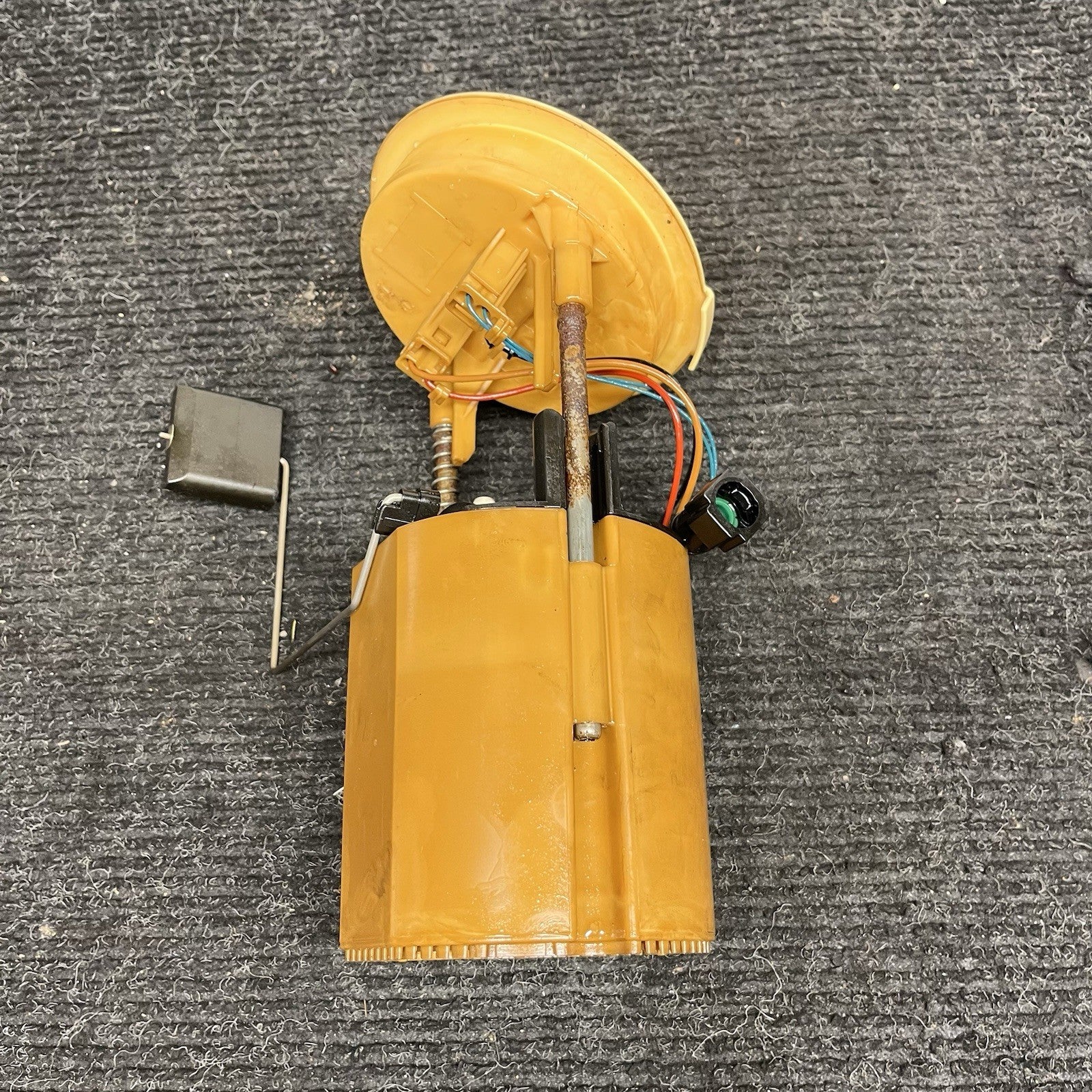 ☑️ BMW E81 E87 E90 E91 E92 E93 135d 335d Diesel In Tank Fuel Pump Unit Right OEM
