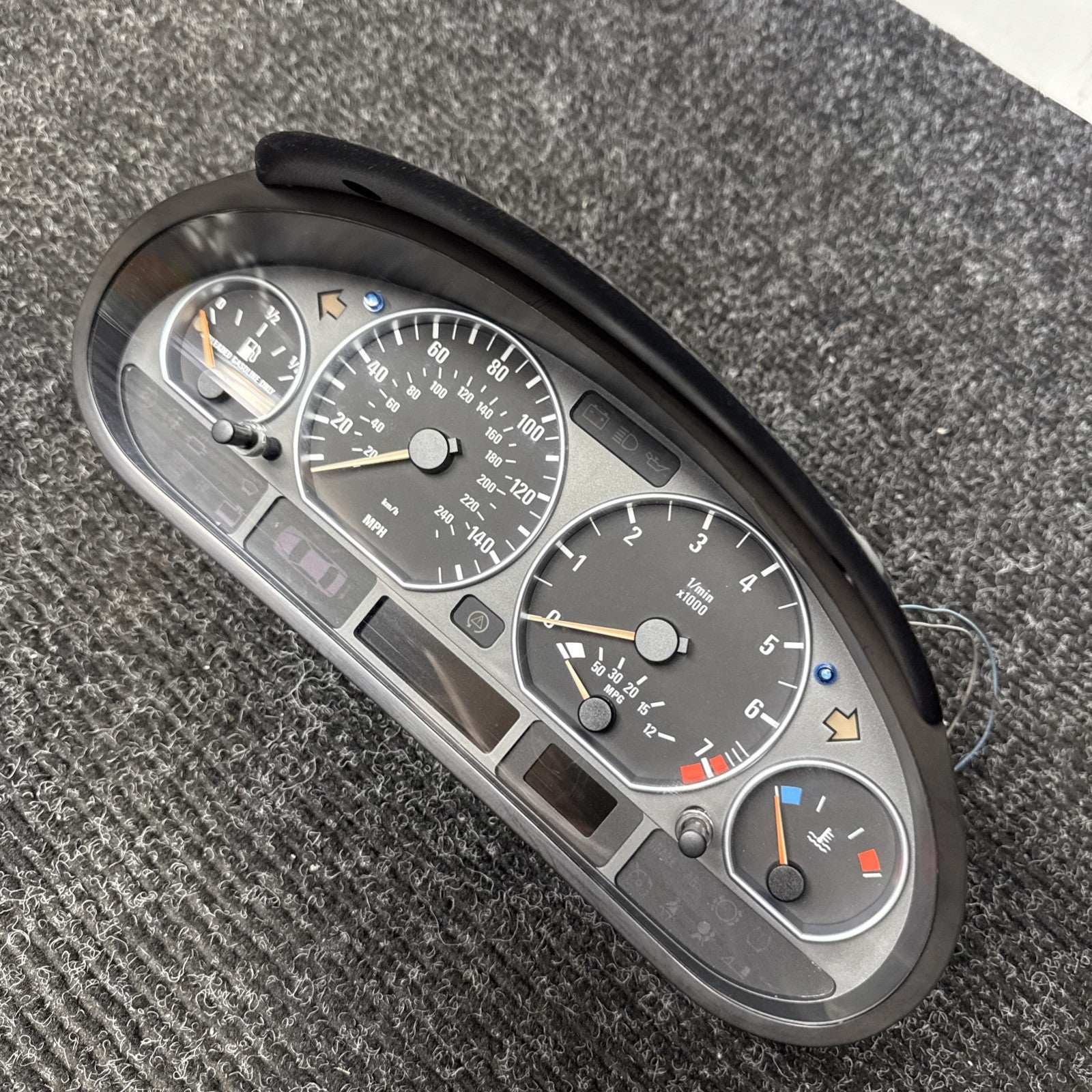 ☑️05-06 BMW E46 330ci ZHP AT 2 DOOR INSTRUMENT CLUSTER SPEEDOMETER OEM 123K NOTE