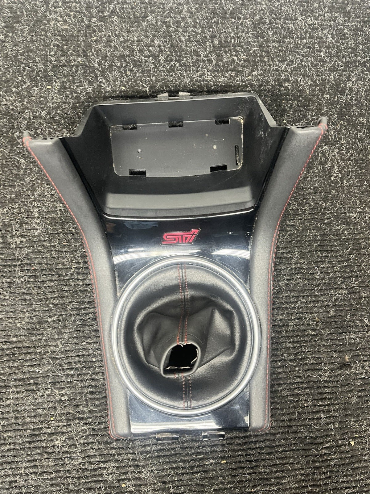 ☑️ 18-21 SUBARU WRX STI CENTER CONSOLE SHIFT BOOT SURROUND BEZEL PANEL TRIM OEM