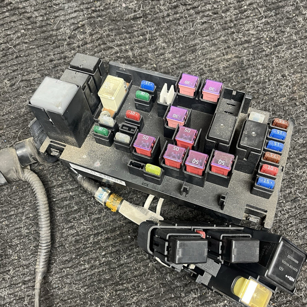 ☑️ 2008-2014 Subaru Impreza WRX STI Engine Bay Fuse Box Relay Box OEM 82241FG050