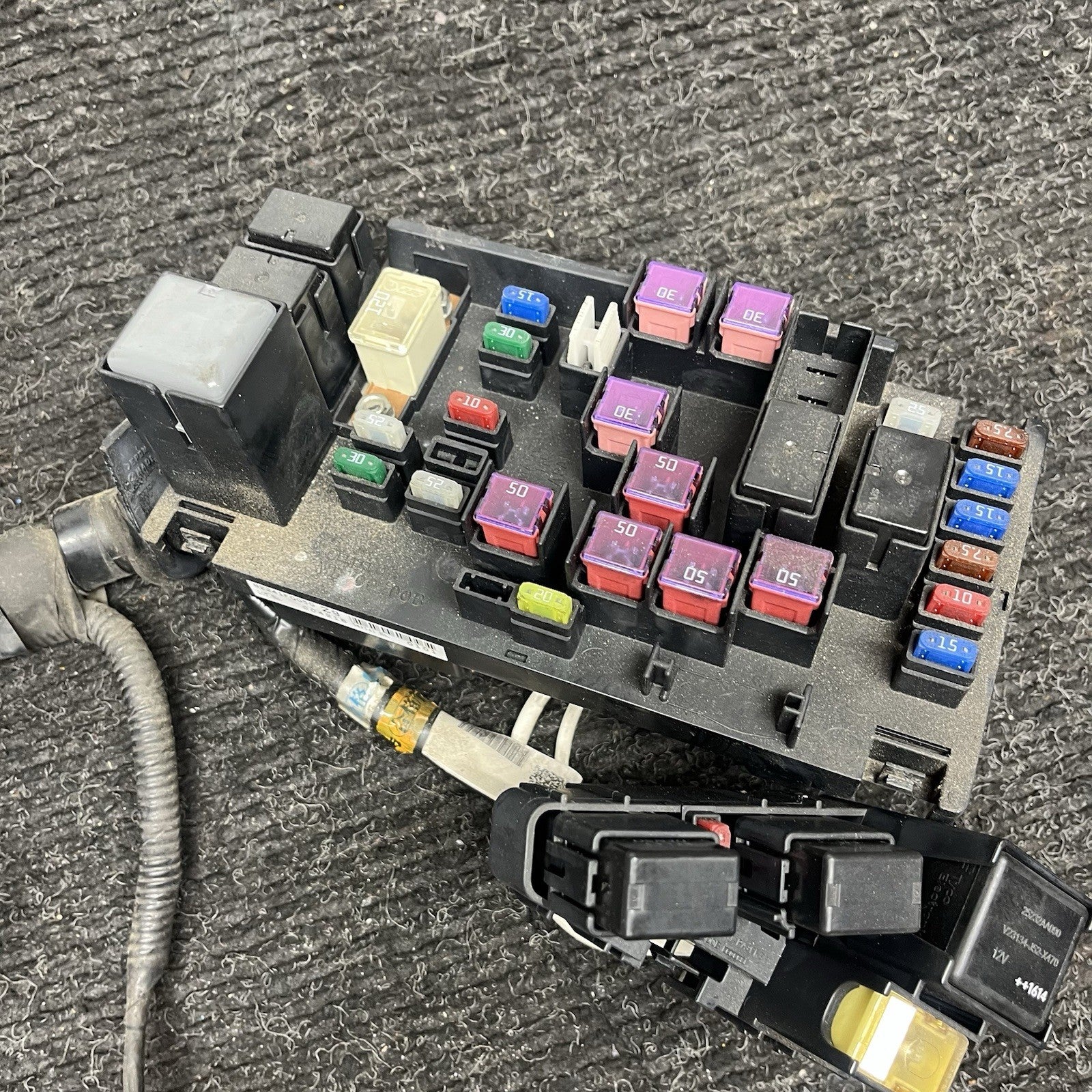 ☑️ 2008-2014 Subaru Impreza WRX STI Engine Bay Fuse Box Relay Box OEM 82241FG050