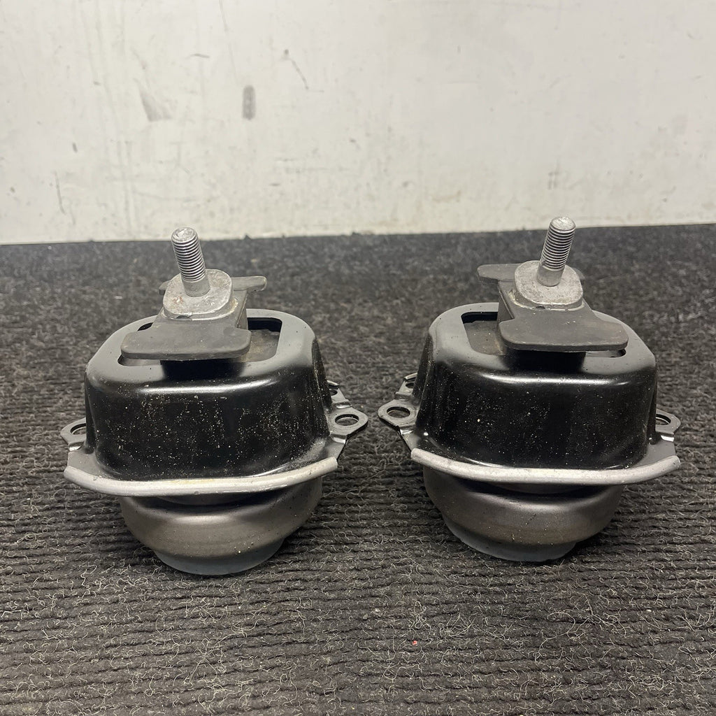 ☑️10-19 BMW E70 E71 X5 X6 XDRIVE35I Front Engine Motor Mount Bracket 6780260 OEM
