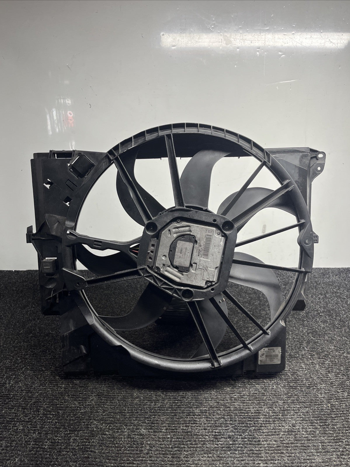 ☑️ 07-13 OEM BMW E88 E90 E92 N54 N55 Engine Radiator Cooling Auxiliary Fan 600W