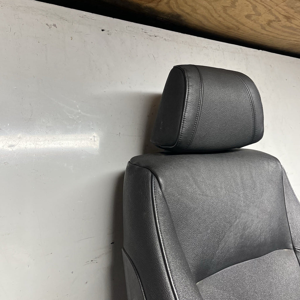 ☑️08-13 BMW E82 1Series Coupe Leather Front Right Passenger Sport Seat Black OEM