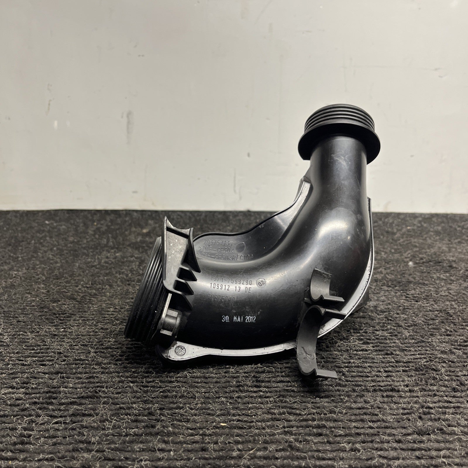 ☑️ Lower Bottom Turbo Air Duct Intake Boot Muffler Pipe OEM BMW E84 E90 E92 E93