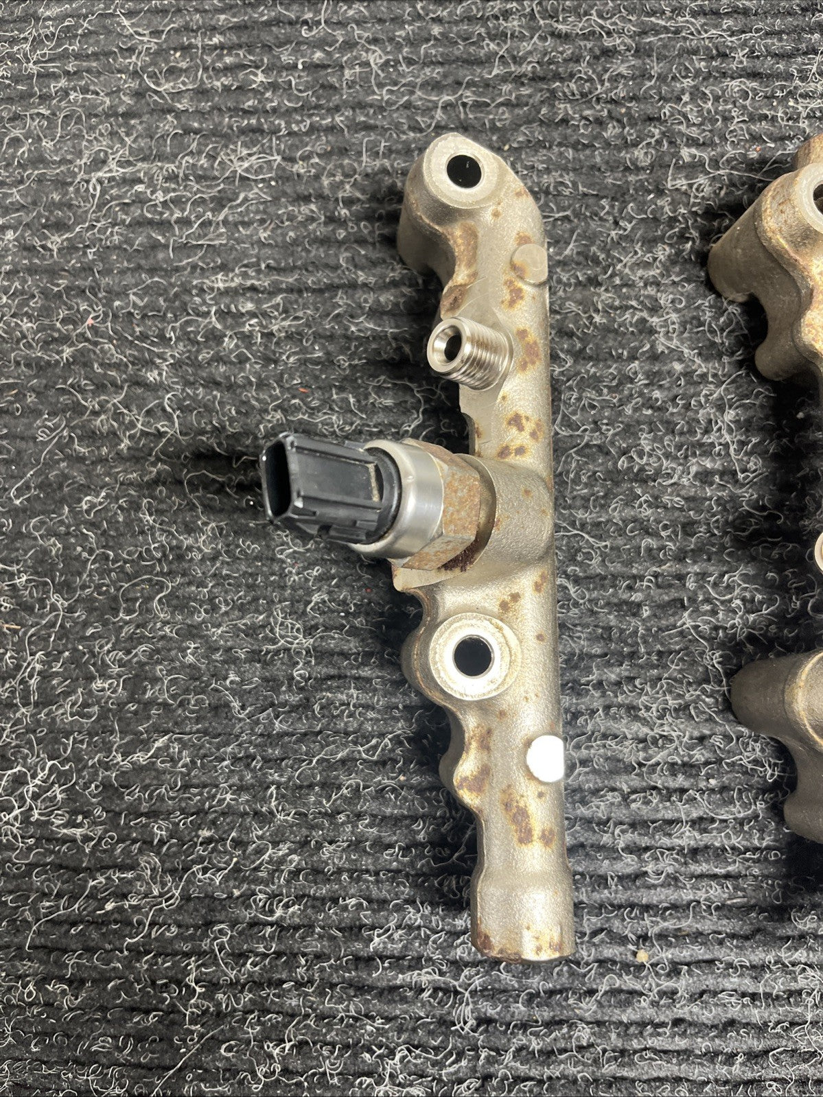 ☑️ TOYOTA FRS SUBARU BRZ 86 OEM 2.0L FA20 FUEL INJECTIONS INJECTOR RAILS - PAIR