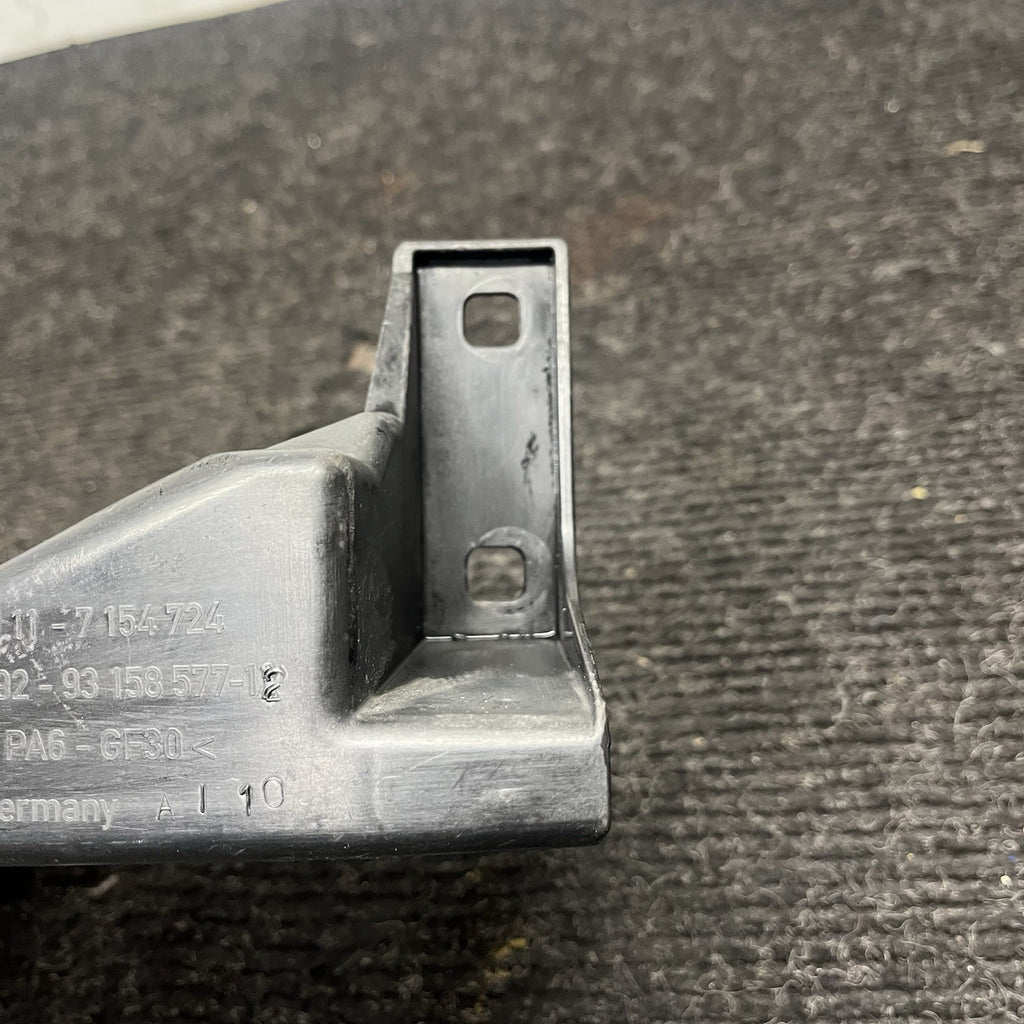☑️ 07-10 OEM BMW E92 E93 328 335 Right Passenger Headlight Bracket Carrier Mount