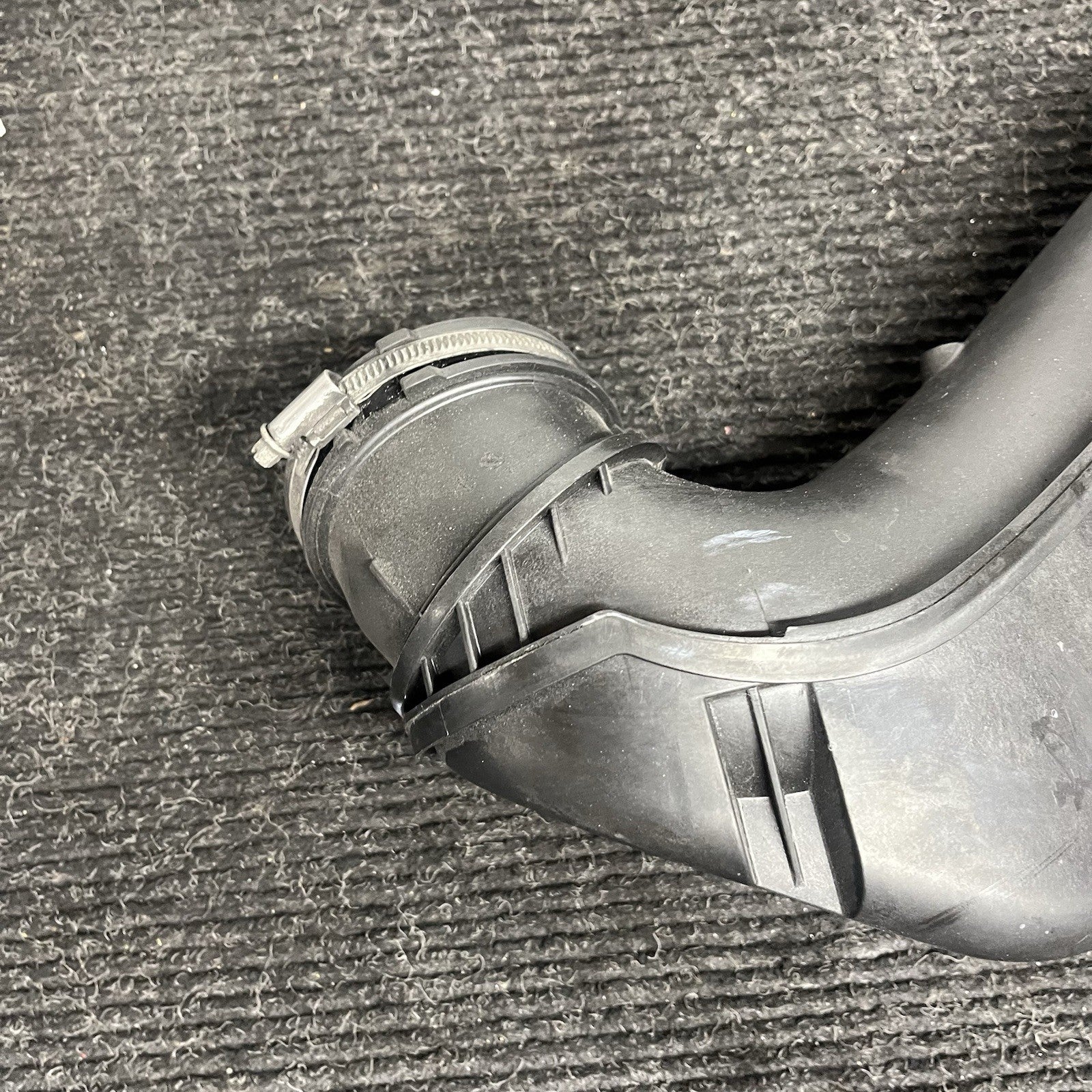 ☑️OEM BMW F22 F23 F30 F32 F33 F36 Engine N20 Air Intake Boot Duct Hose Pipe Tube