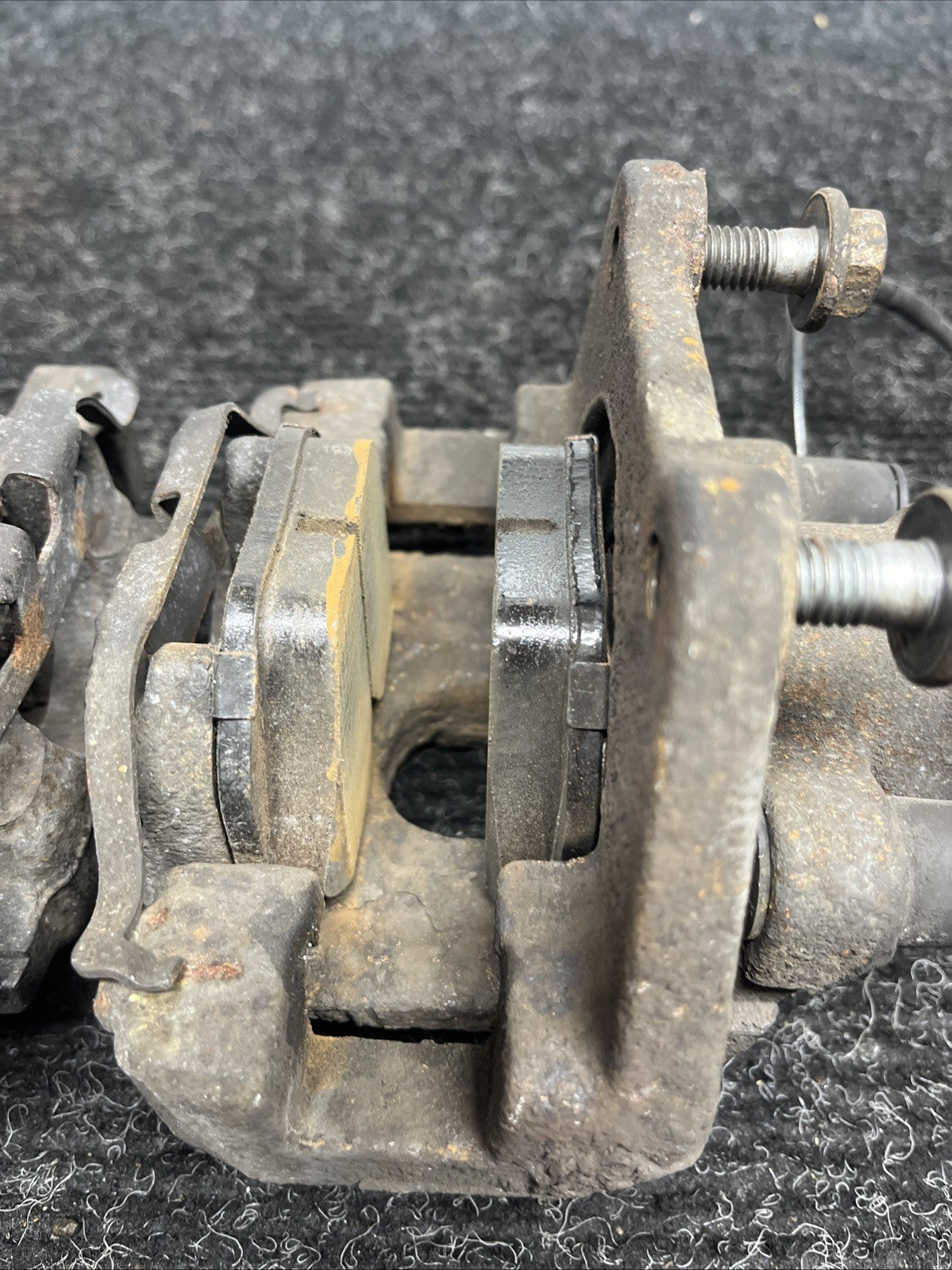 ☑️ 01-06 BMW E46 330i 330Ci RWD SET OF 2 REAR LEFT & RIGHT BRAKE CALIPER OEM