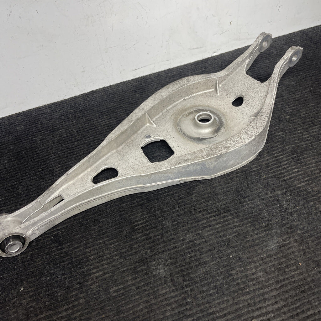 ☑️ 03-06 BMW Z4 E85 Rear Left Side Spring Support Upper Control Arm 6781625 OEM