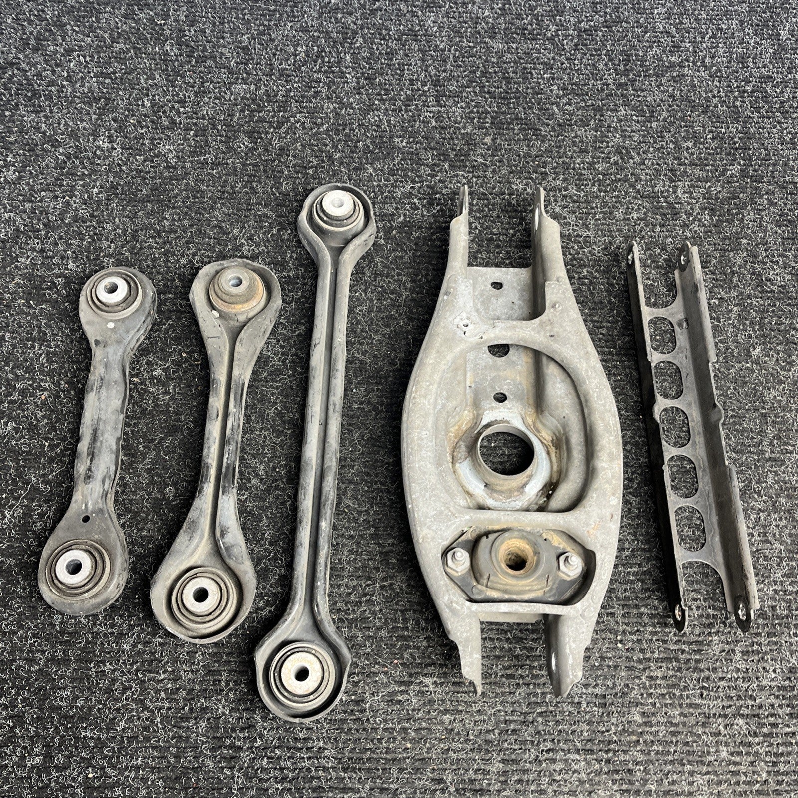 ☑️ OEM BMW E82 E90 E92 Rear Left Lower Upper Suspension Control Arm Wishbone SET