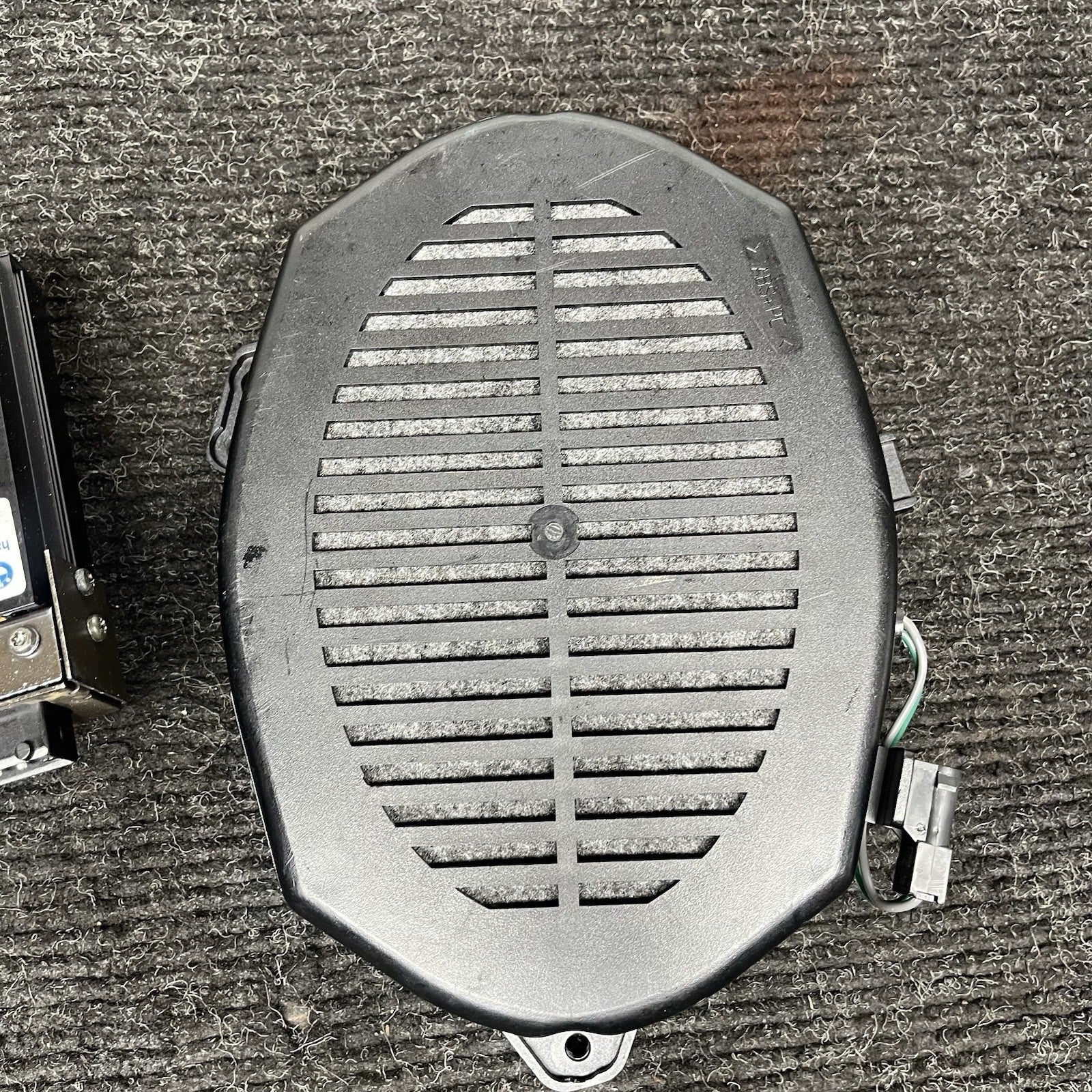 ☑️ 01-06 OEM BMW E46 330 M3 Left Right Deck Subwoofer Speaker Harman Kardon SET