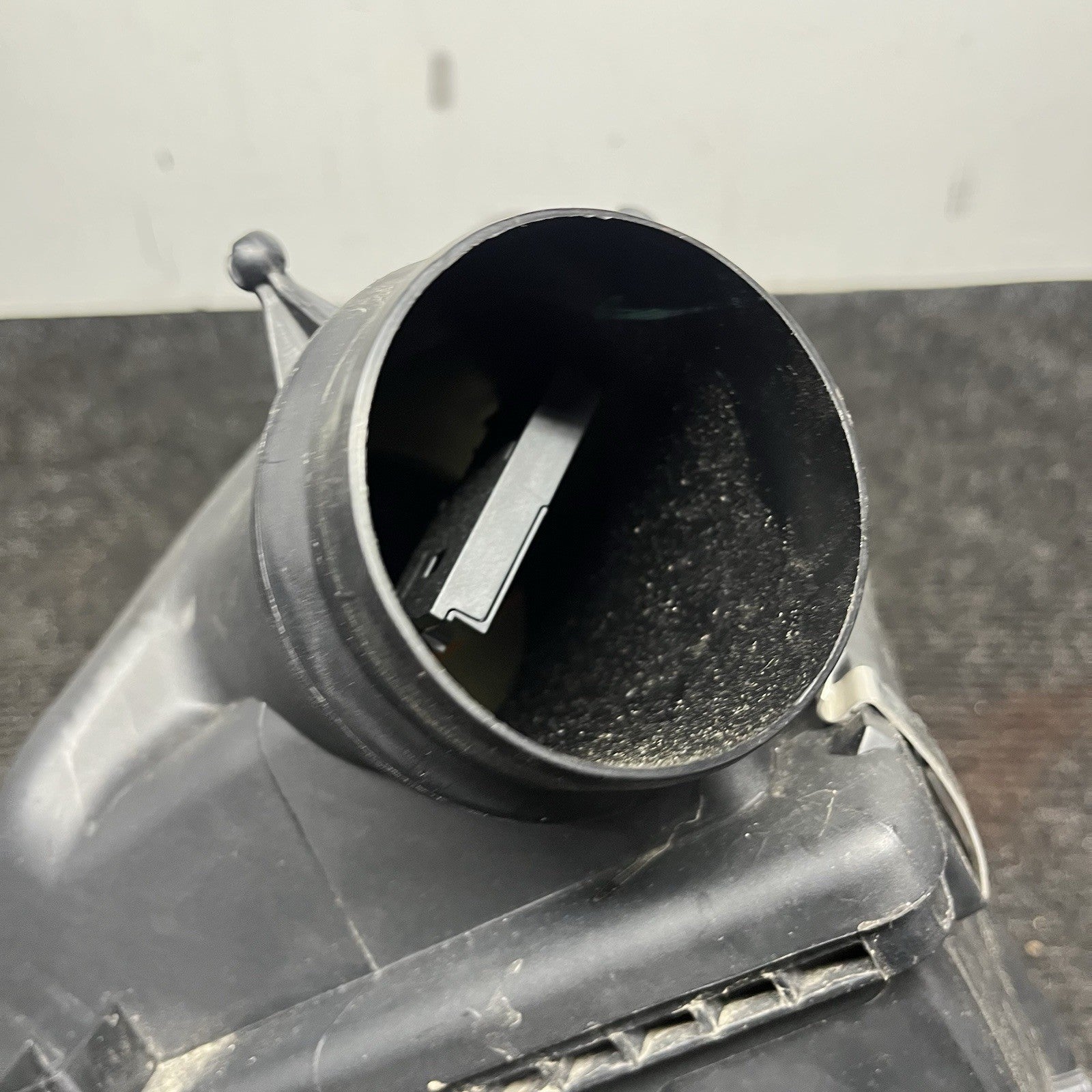 ☑️ 2017-2021 OEM BMW 230 330 430 Air Box Filter Cleaner Intake Muffler