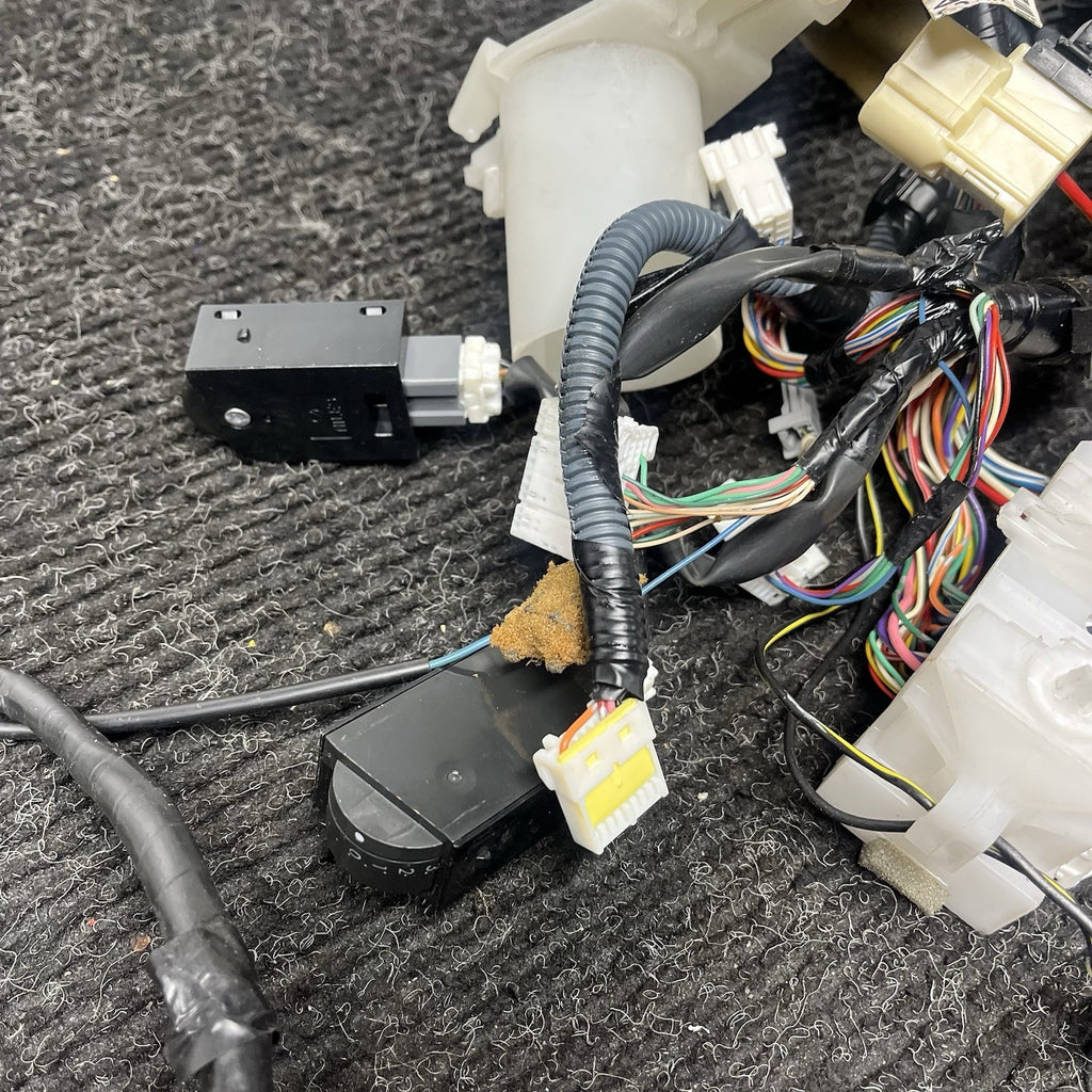 ☑️ 2013 Scion FRS 10 Series Auto Dash Instrument Wiring Harness 81302CA410 OEM