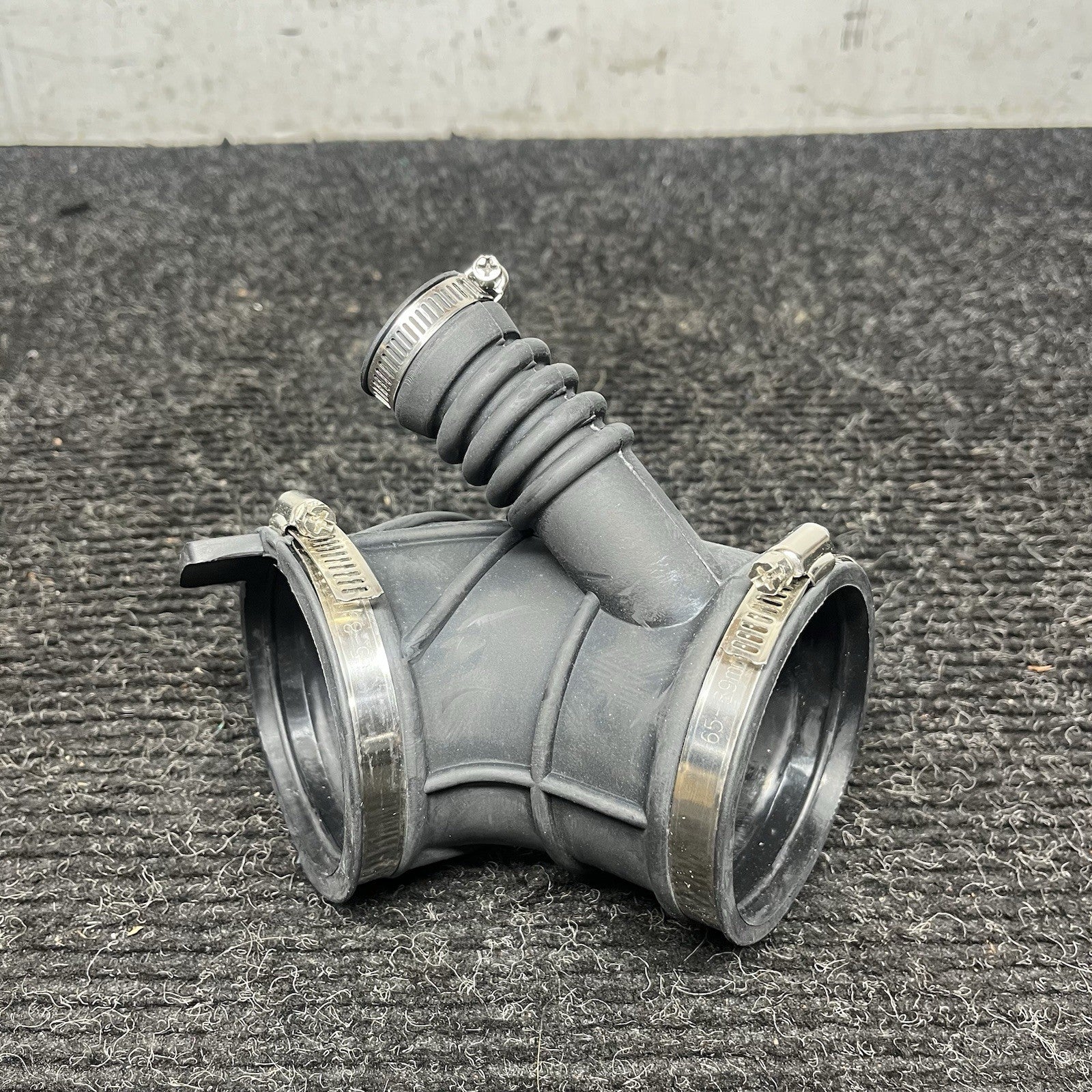 ☑️ Dorman 696-057 Engine Air Intake Hose BMW 325Ci 325i 330Ci 330i 330xi