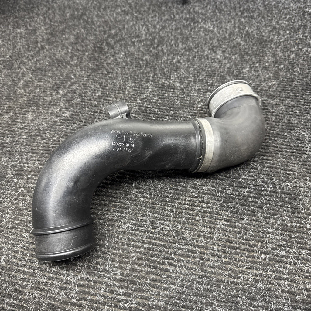 ☑️ 07-13 Bmw E90 135 335 Left Side Intercooler Charge Pipe Intake Pipe Tube Oem