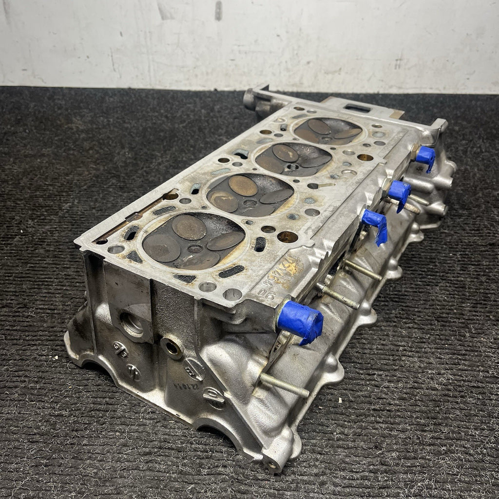 ☑️ BMW M42 Engine Cylinder Head 1721464