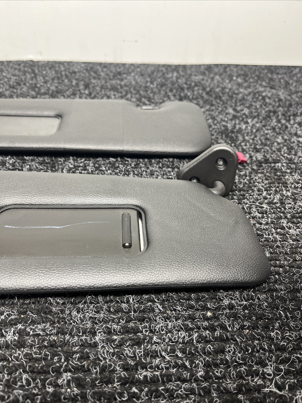 ☑️ 07-13 OEM BMW E88 E93 128 328 335 M3 Convertible Driver Passenger Visor SET