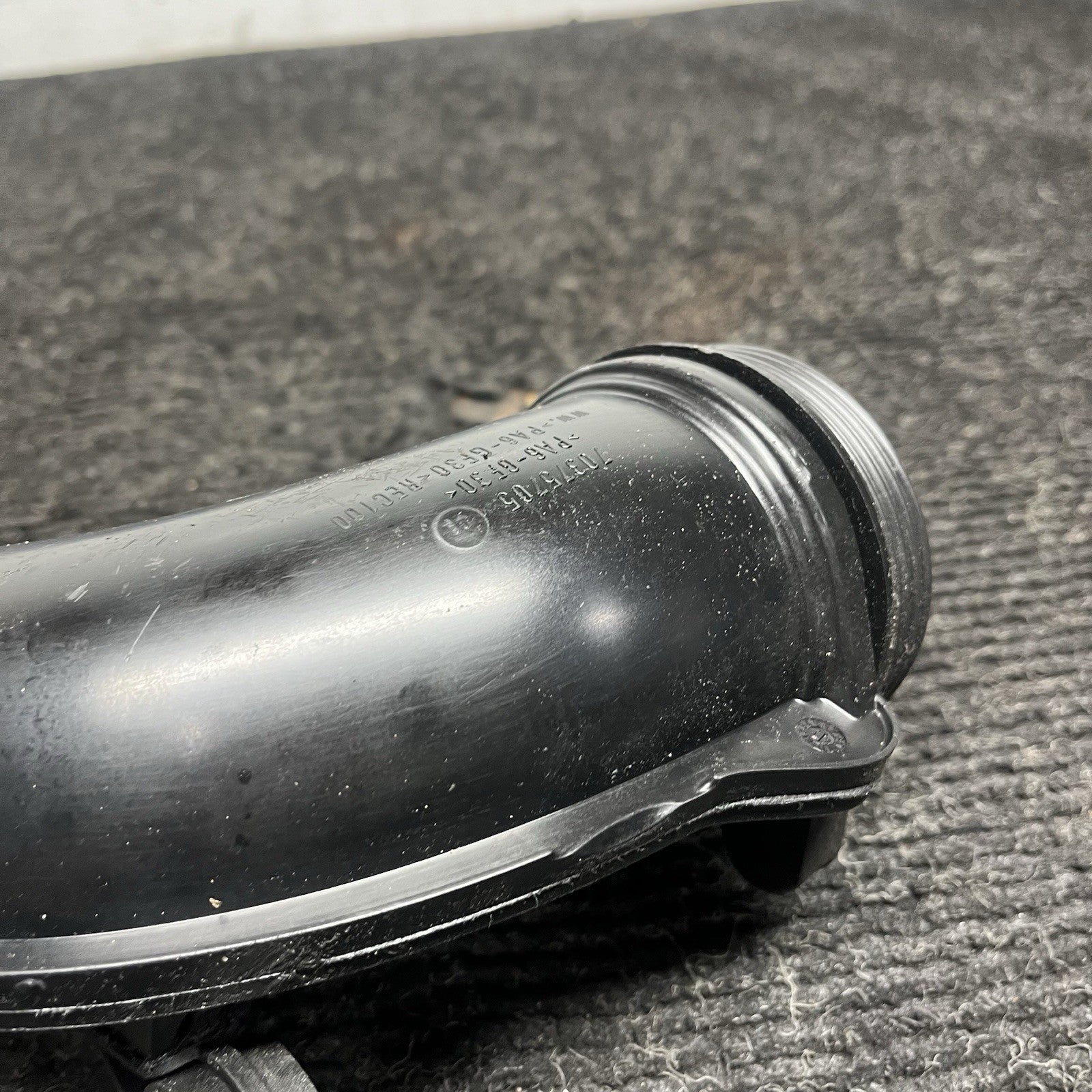 ☑️ 07-13 BMW E90 E92 335i Engine Air Intake Duct Hose Tube Pipe 13717599290 OEM
