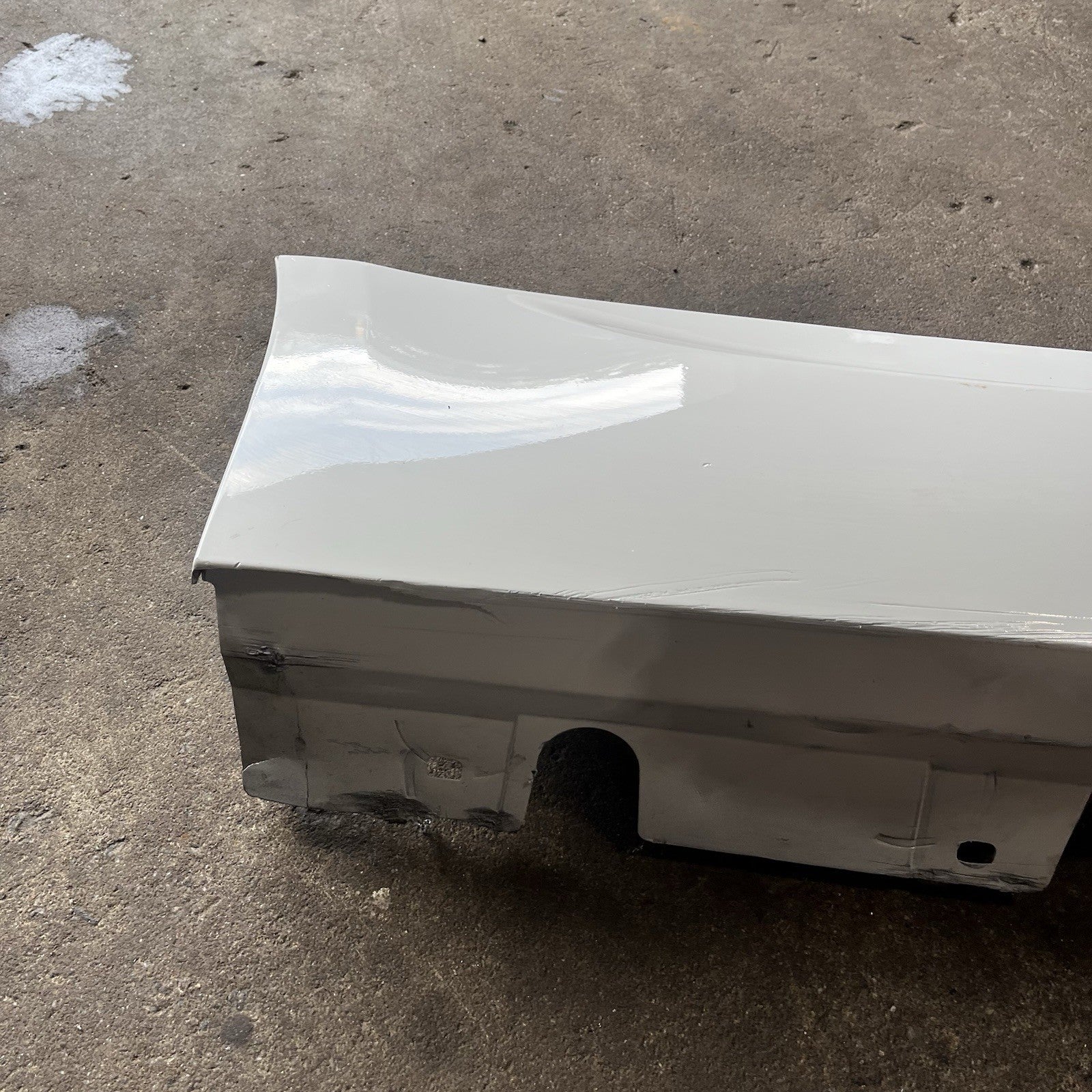 ☑️ 07-13 OEM BMW E92 E93 Right Passenger Side Skirt Rocker Panel White