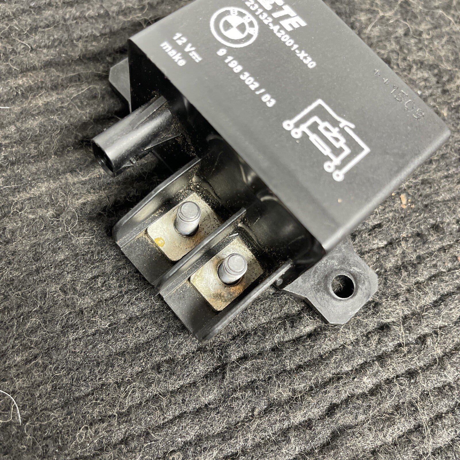 OEM BMW F10 F13 F02 F15 F16 F30 F32 F06 F80 F82 M3 M4 M6 Cooling Fan Relay 130A