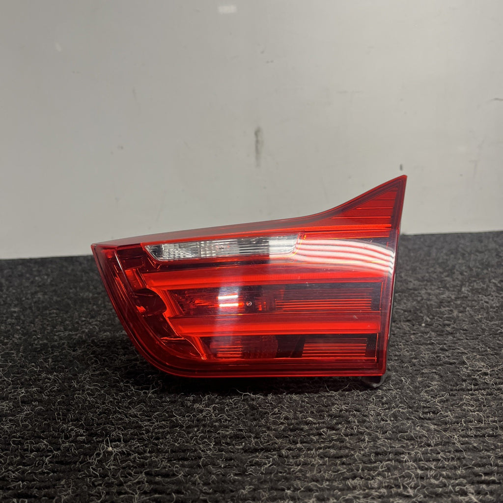☑️ 15-17 OEM BMW F82 M4 Coupe Rear Right Passenger Side Inner Stop Tail Light