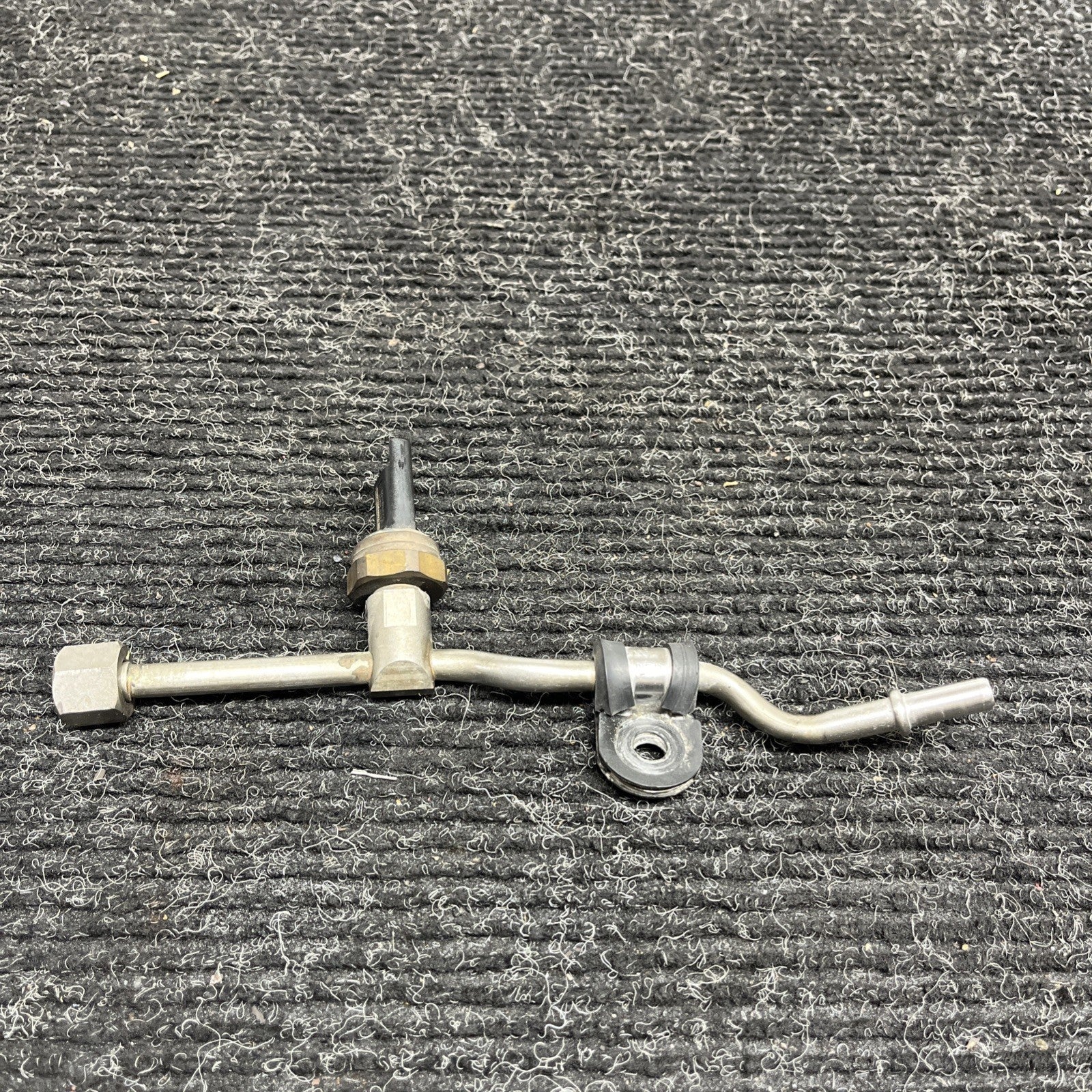 ☑️ 07-13 BMW E82 E90 E60 335I 535I N54 LOW PRESSURE FUEL SENSOR SUPPLY LINE PIPE