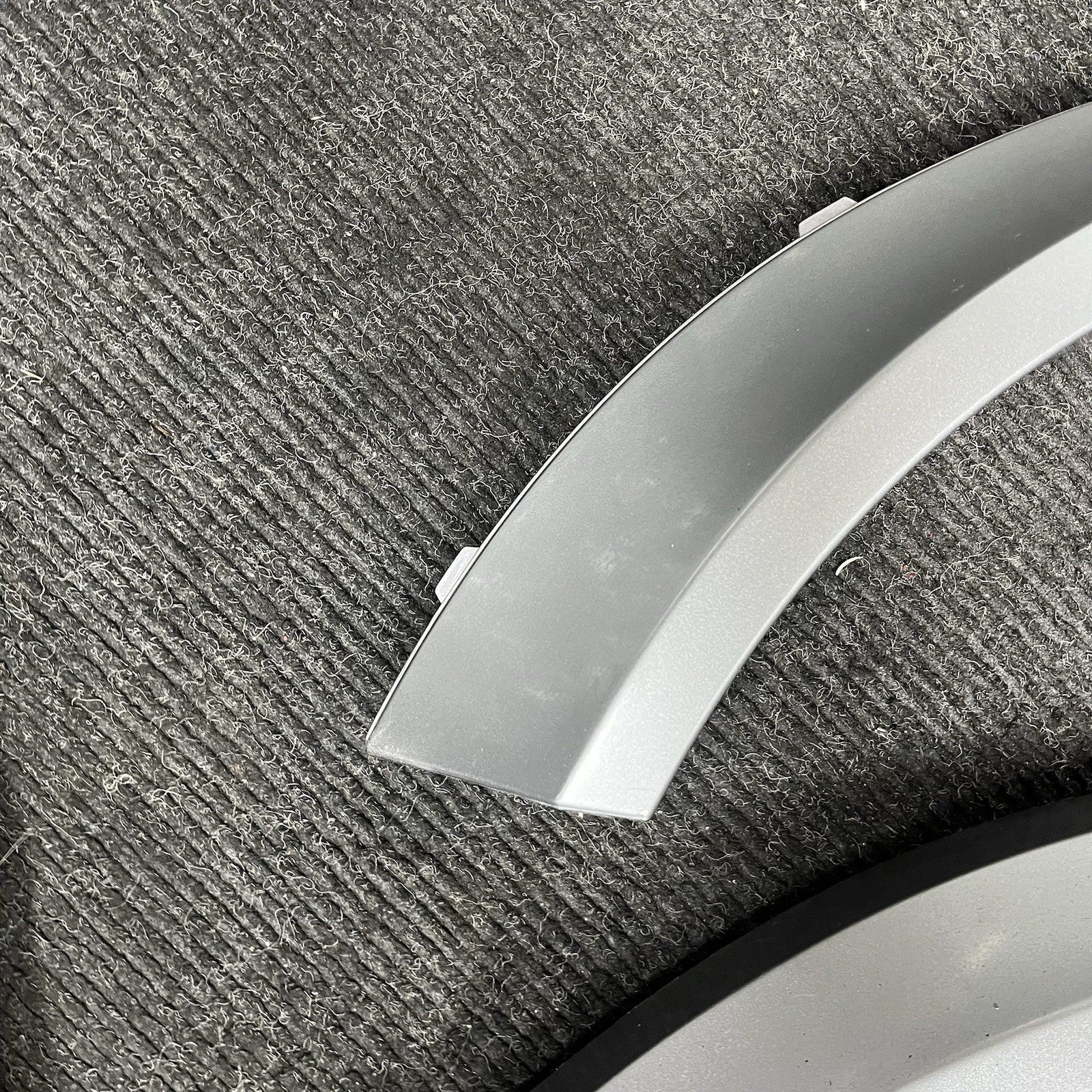 ☑️ 2010-2013 BMW E70 X5 M Sport Rear Pair Fender Panel Wheel Arch Molding OEM