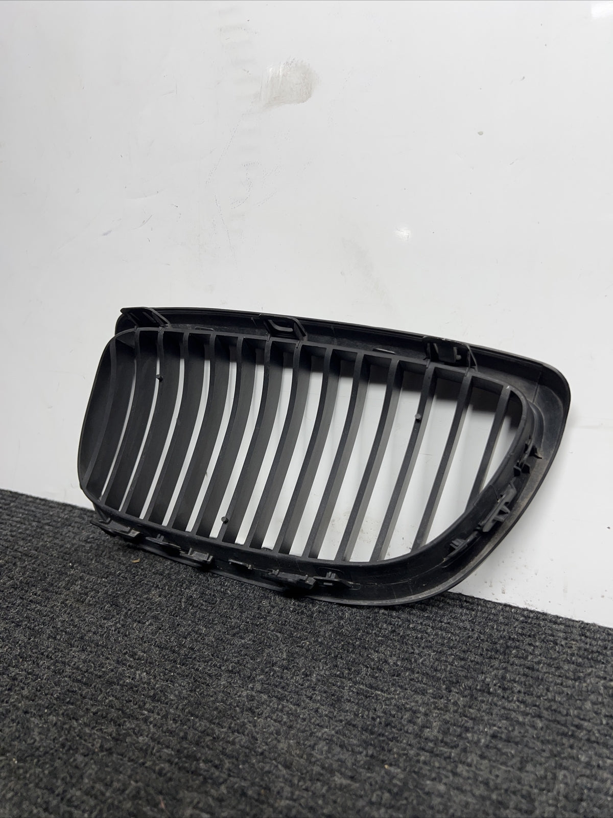 Front Hood Grille Right Passenger Side For BMW OEM# 51137157278 E92 E93 Chrome
