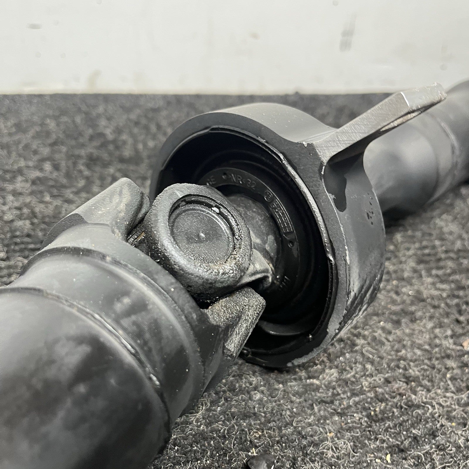 ☑️ 7-13 OEM BMW E90 E92 E93 Rear Drive Shaft Driveshaft AT Transmission 7574678
