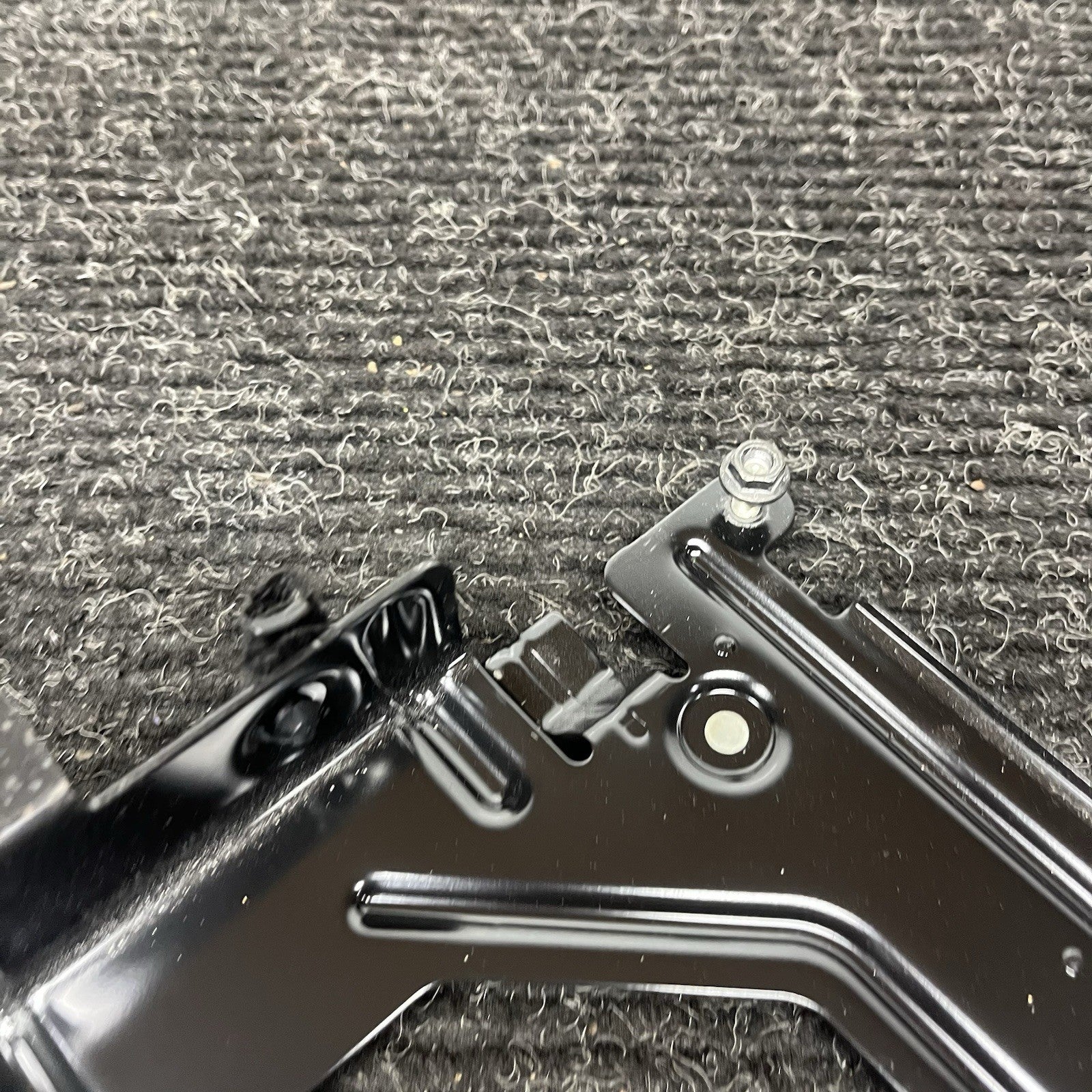 ☑️ 07-13 BMW 335i 335xi 328xi E90 E92 Telematics Module Bracket Holder 9135687