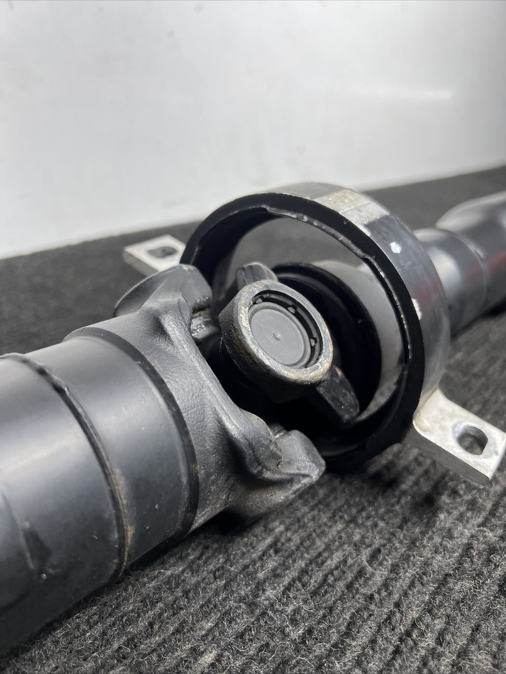 ☑️ 11-13 BMW F10 535i DRIVESHAFT MANUAL RWD N55 Miles DRIVE SHAFT 7563134