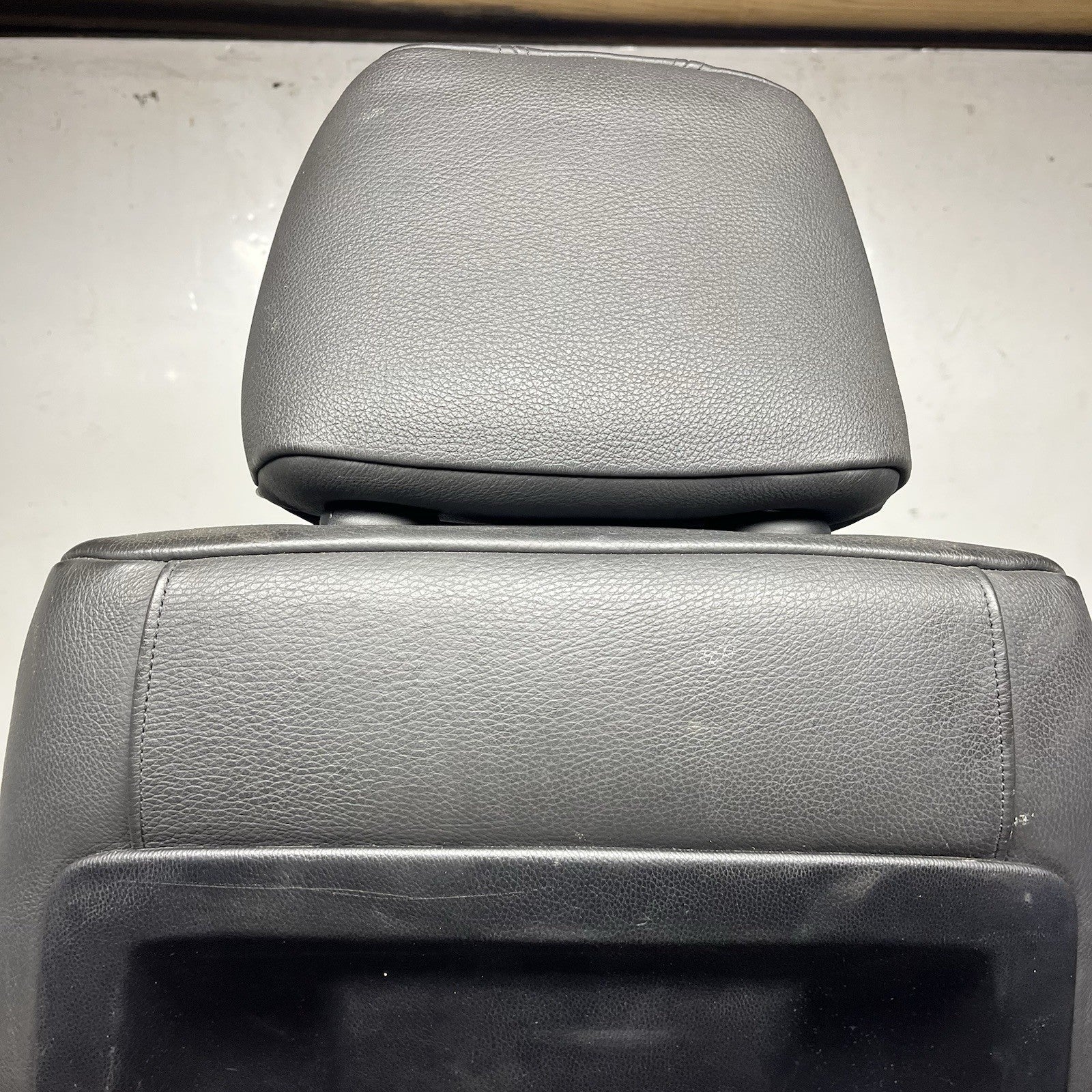 ☑️08-13 BMW E82 1Series Coupe Leather Front Right Passenger Sport Seat Black OEM