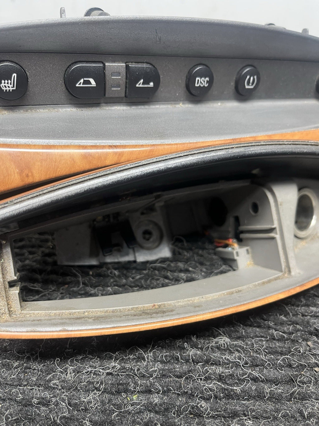 ☑️03-05 BMW E85 Z4 Roadster Convertible CenterConsole Switch Unit Trim Panel OEM